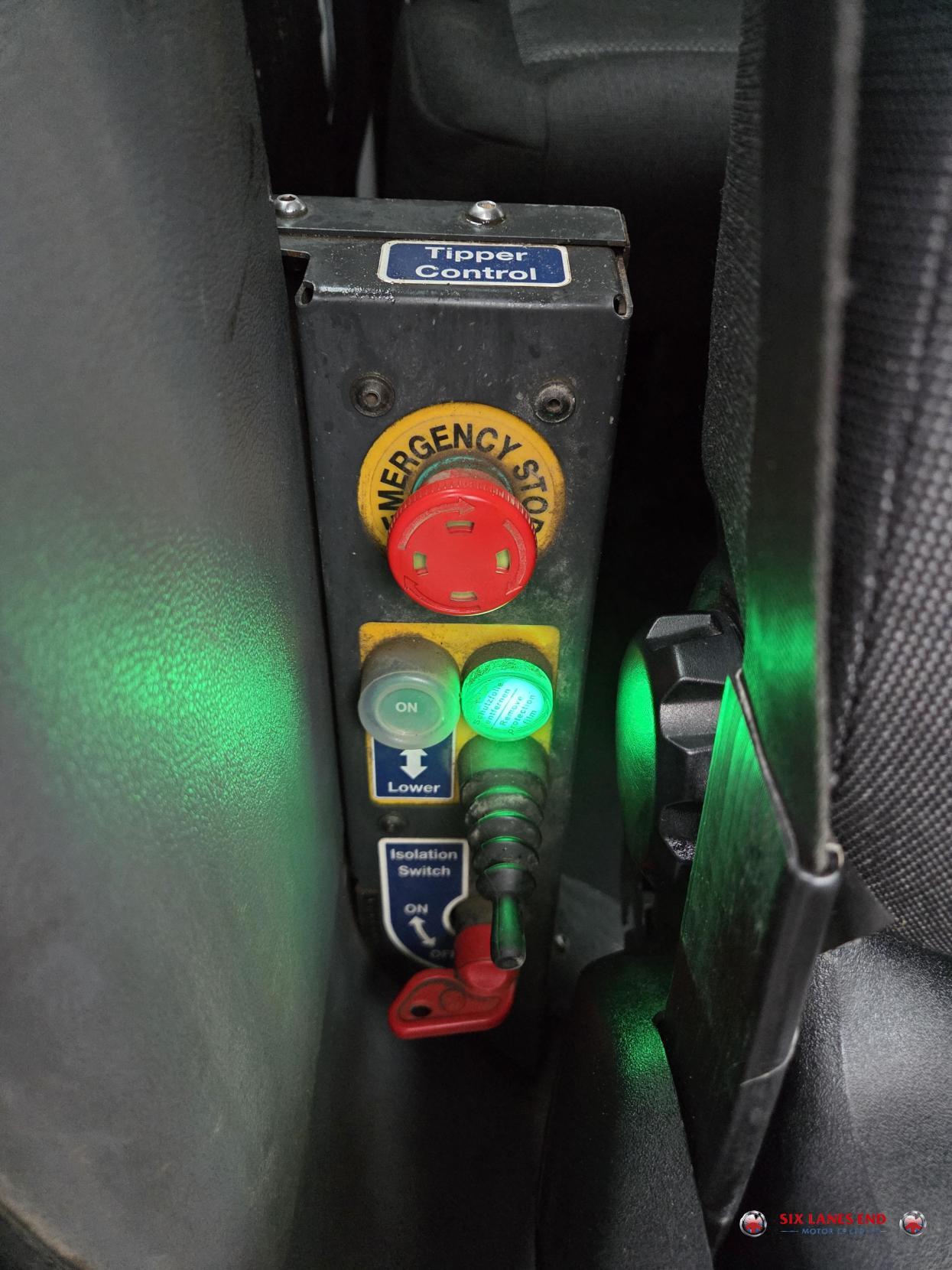 Ford Transit 2.0 350 EcoBlue 1-Way Double Tipper Double Cab 4dr Diesel Manual RWD L3 Euro 6 (1-Way, Aluminium, 1-Stop) (130 ps)