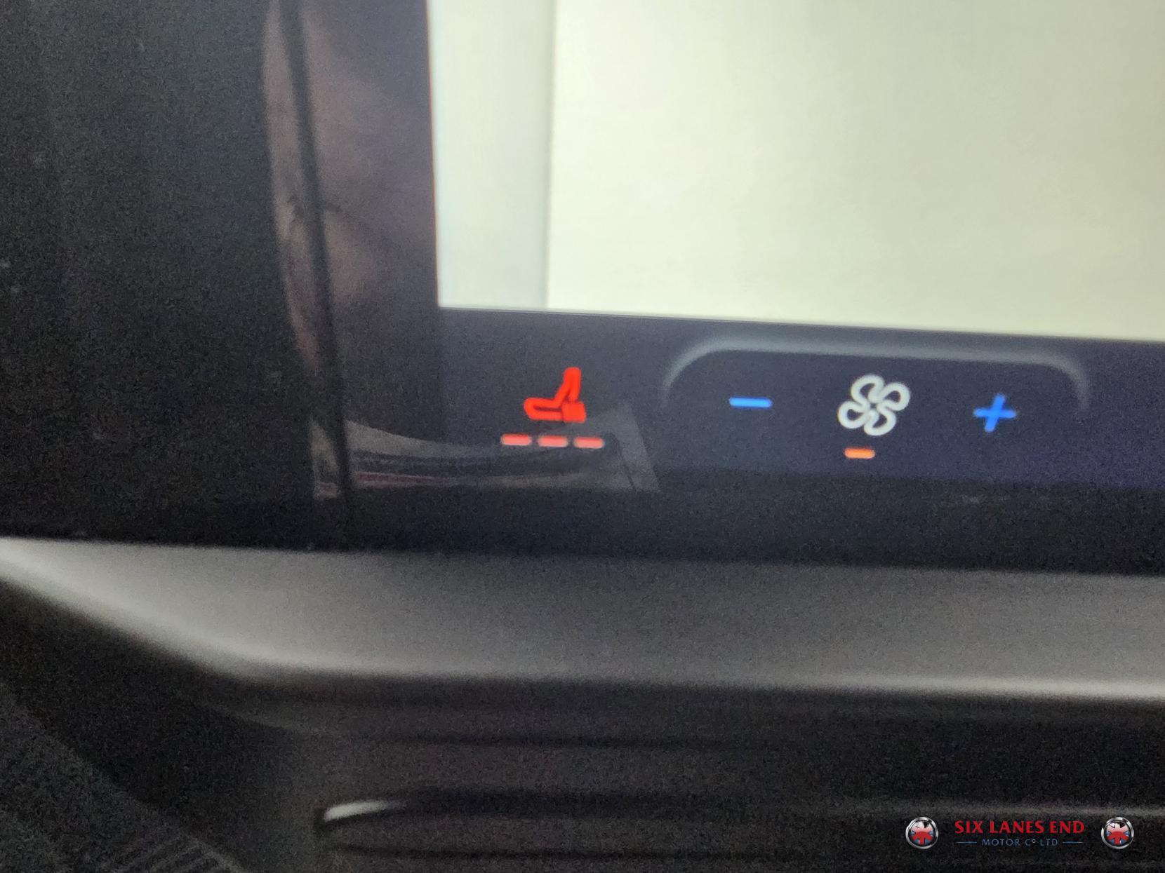 Ford Transit Custom 2.0 300 EcoBlue Limited Panel Van 5dr Diesel Manual L2 H1 Euro 6 (s/s) (136 ps)