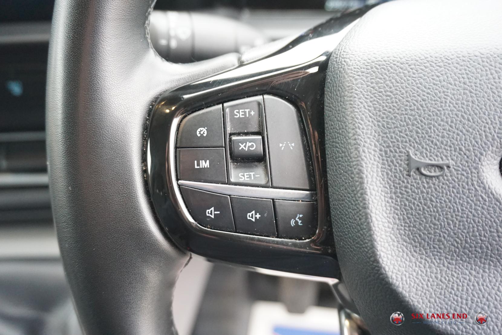 Ford Transit Custom 2.0 300 EcoBlue Limited Panel Van 5dr Diesel Manual L2 H1 Euro 6 (s/s) (136 ps)