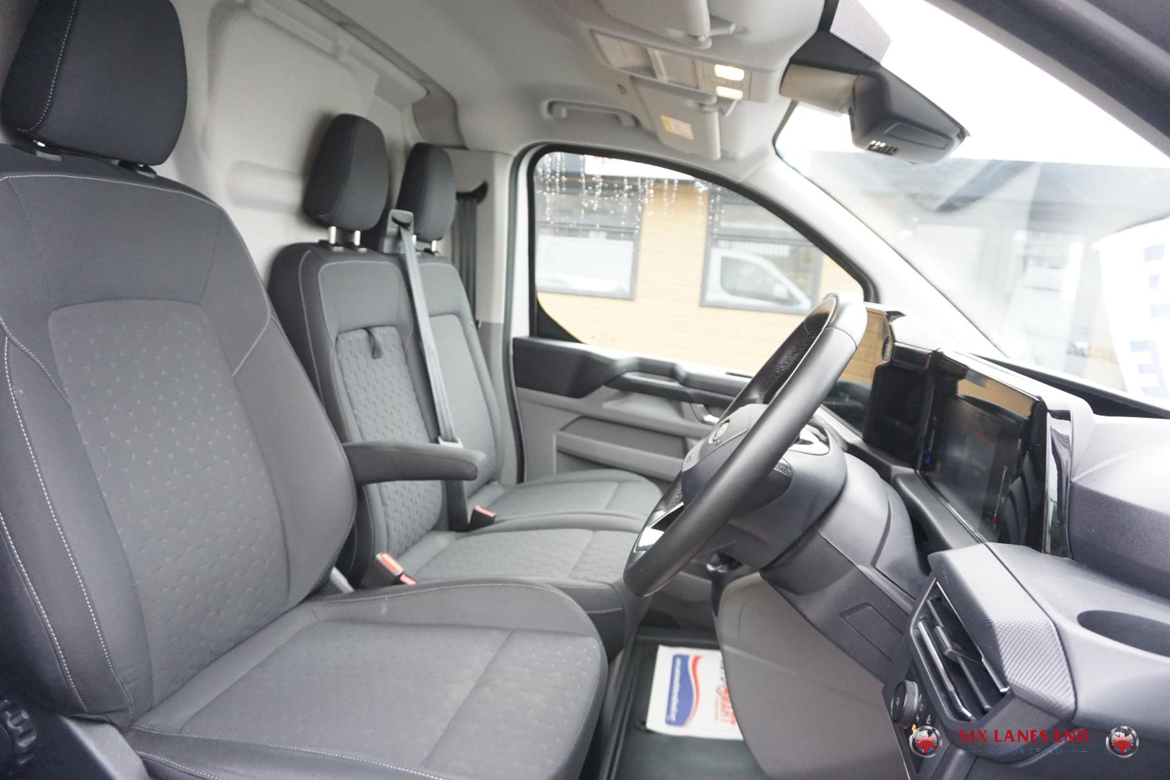 Ford Transit Custom 2.0 300 EcoBlue Limited Panel Van 5dr Diesel Manual L2 H1 Euro 6 (s/s) (136 ps)