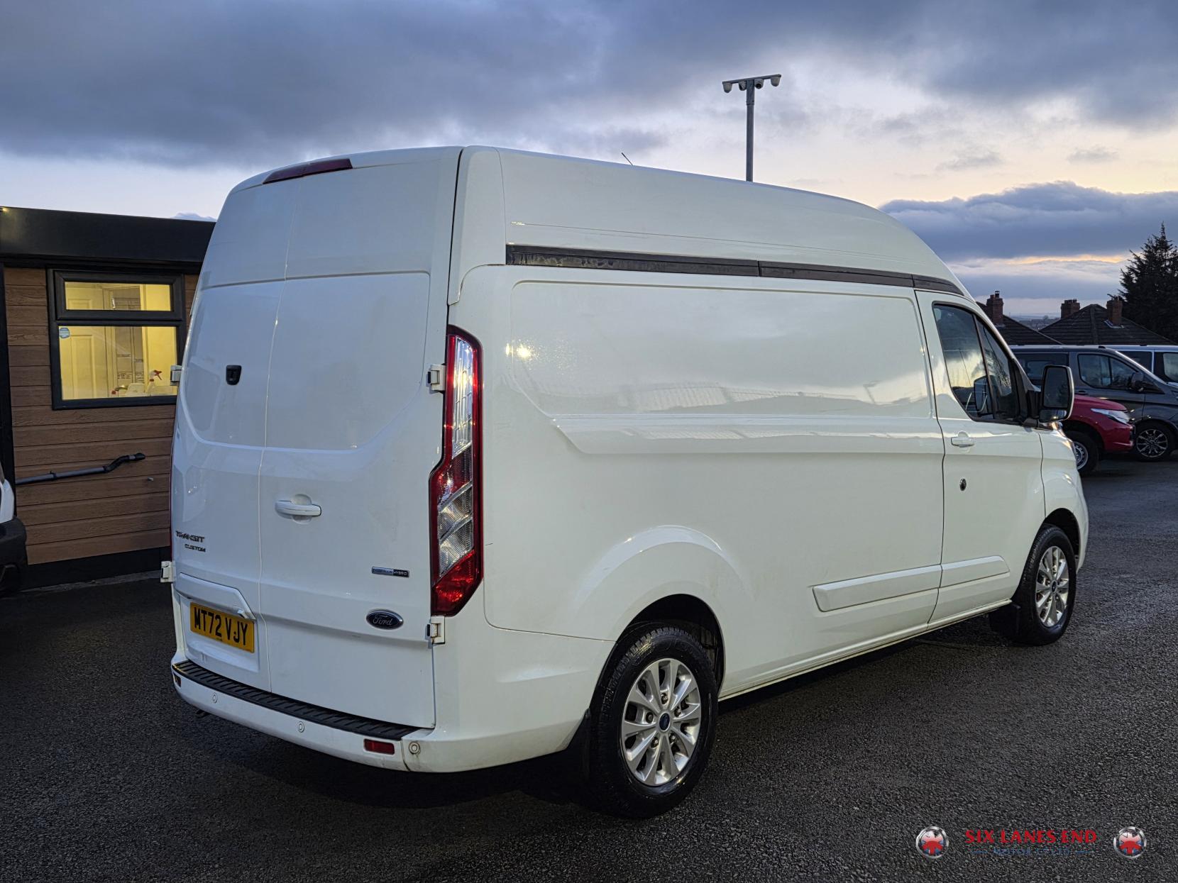 Ford Transit Custom 2.0 300 EcoBlue MHEV Limited Panel Van 5dr Diesel Manual L2 H2 Euro 6 (s/s) (130 ps)