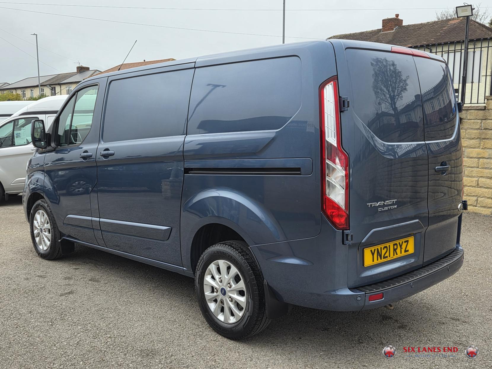 Ford Transit Custom 2.0 280 EcoBlue Limited Panel Van 5dr Diesel Auto L1 H1 Euro 6 (s/s) (130 ps)