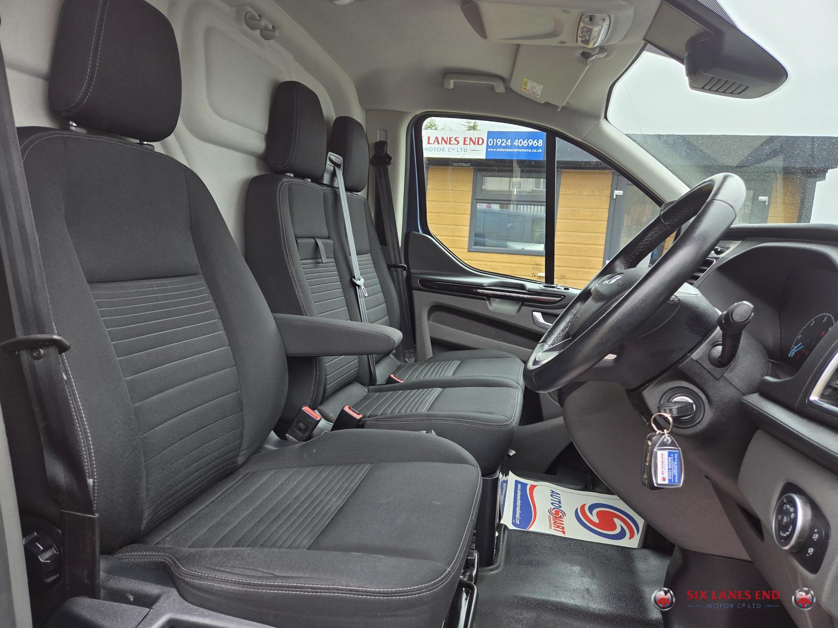 Ford Transit Custom 2.0 280 EcoBlue Limited Panel Van 5dr Diesel Auto L1 H1 Euro 6 (s/s) (130 ps)