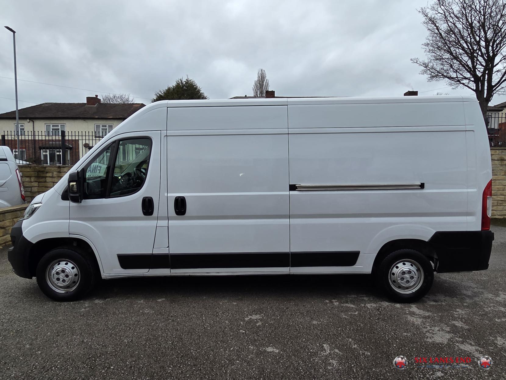 Citroen Relay 2.2 BlueHDi 35 Enterprise Panel Van 5dr Diesel Manual L3 High Roof Euro 6 (s/s) (140 ps)