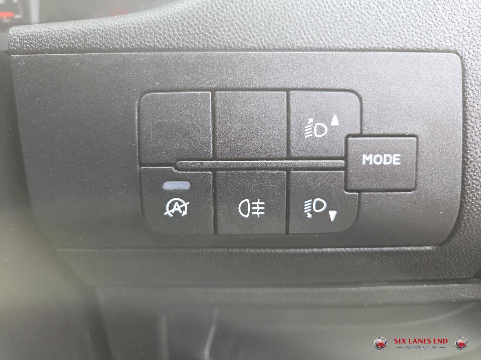 Citroen Relay 2.2 BlueHDi 35 Enterprise Panel Van 5dr Diesel Manual L3 High Roof Euro 6 (s/s) (140 ps)