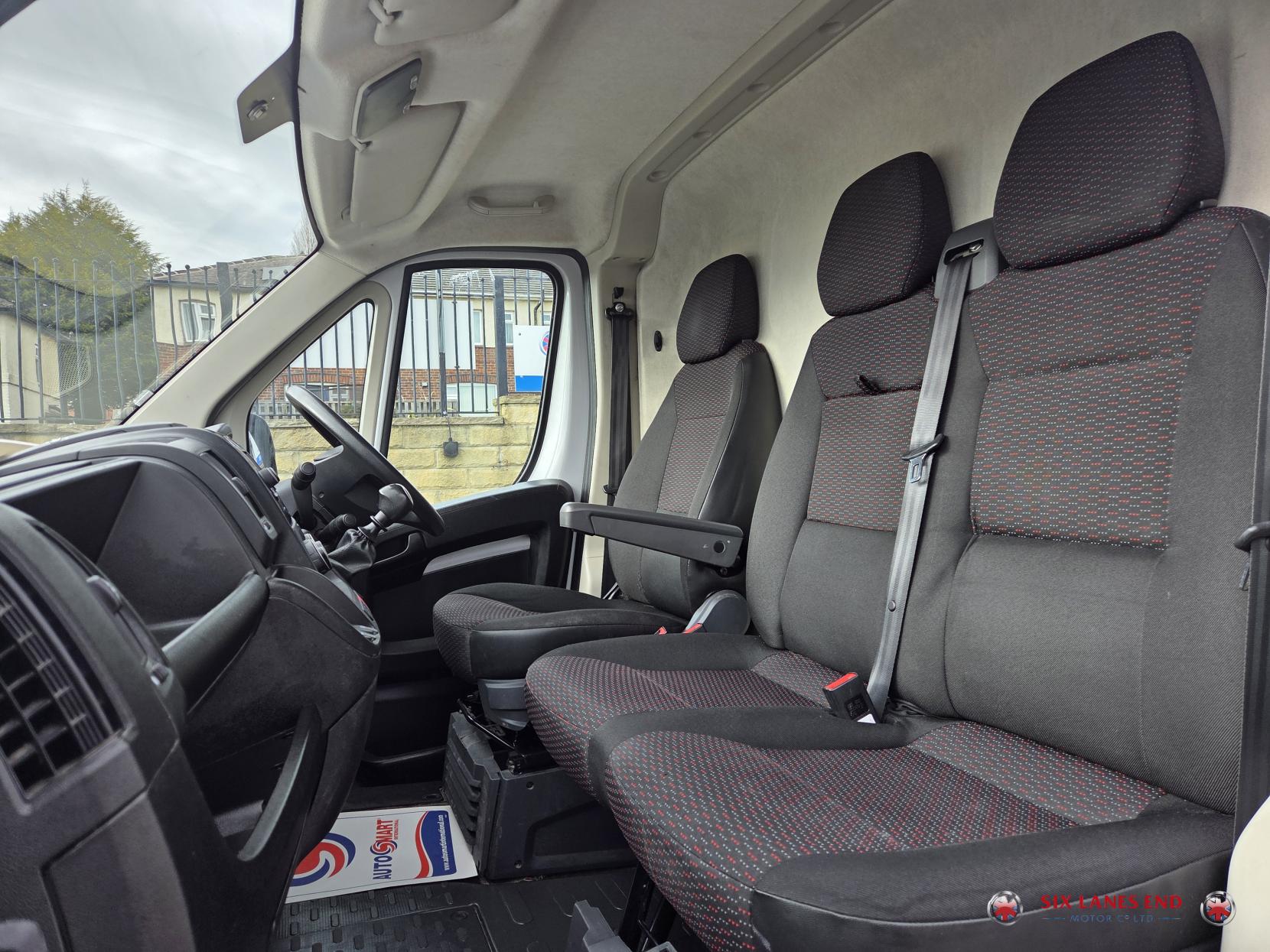 Citroen Relay 2.2 BlueHDi 35 Enterprise Panel Van 5dr Diesel Manual L3 High Roof Euro 6 (s/s) (140 ps)