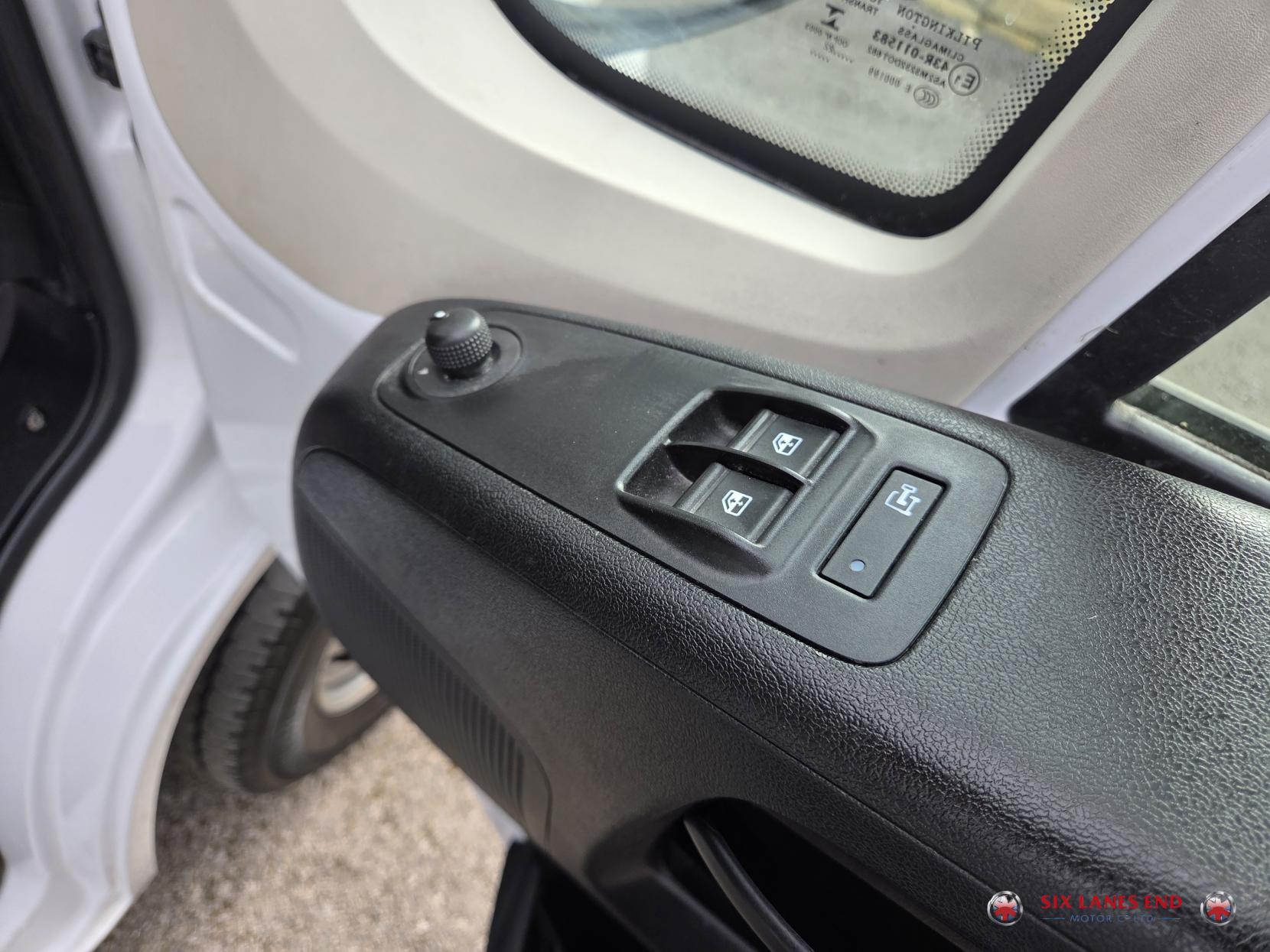 Citroen Relay 2.2 BlueHDi 35 Enterprise Panel Van 5dr Diesel Manual L3 High Roof Euro 6 (s/s) (140 ps)