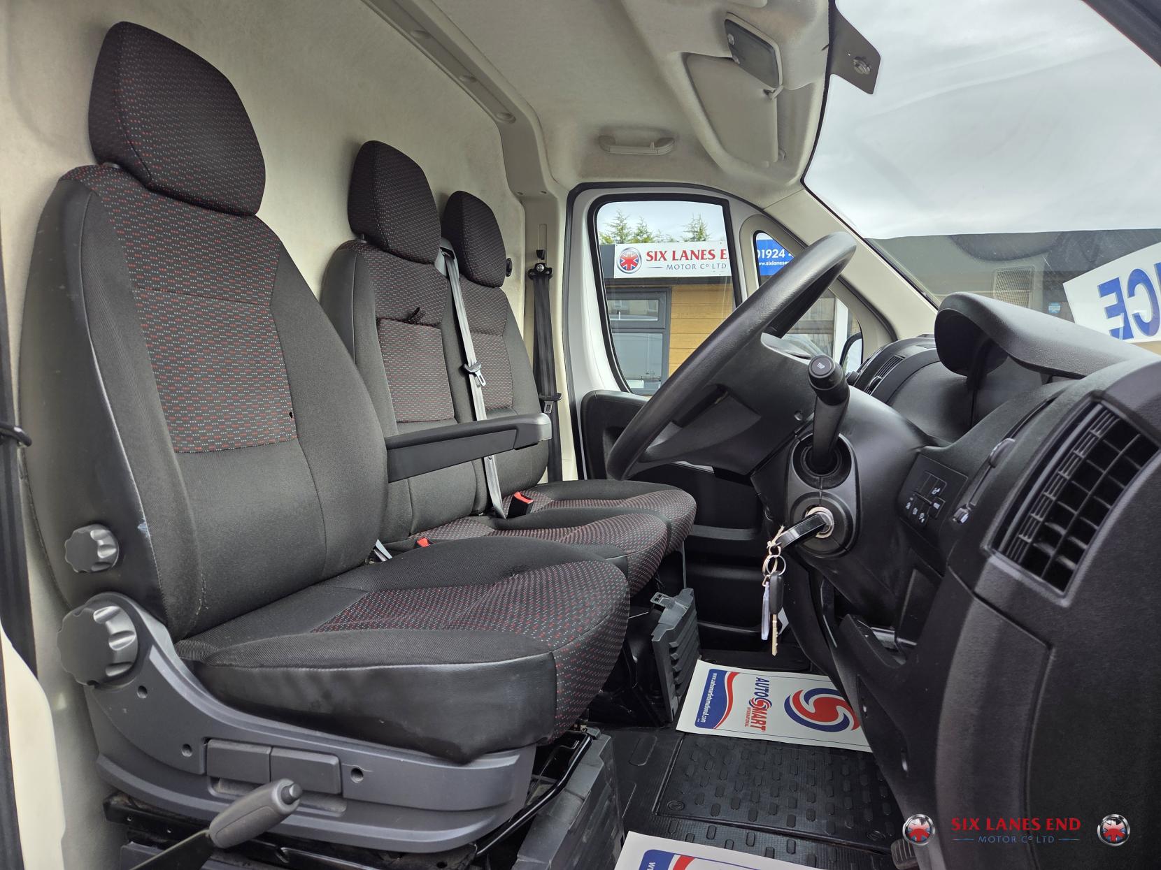 Citroen Relay 2.2 BlueHDi 35 Enterprise Panel Van 5dr Diesel Manual L3 High Roof Euro 6 (s/s) (140 ps)