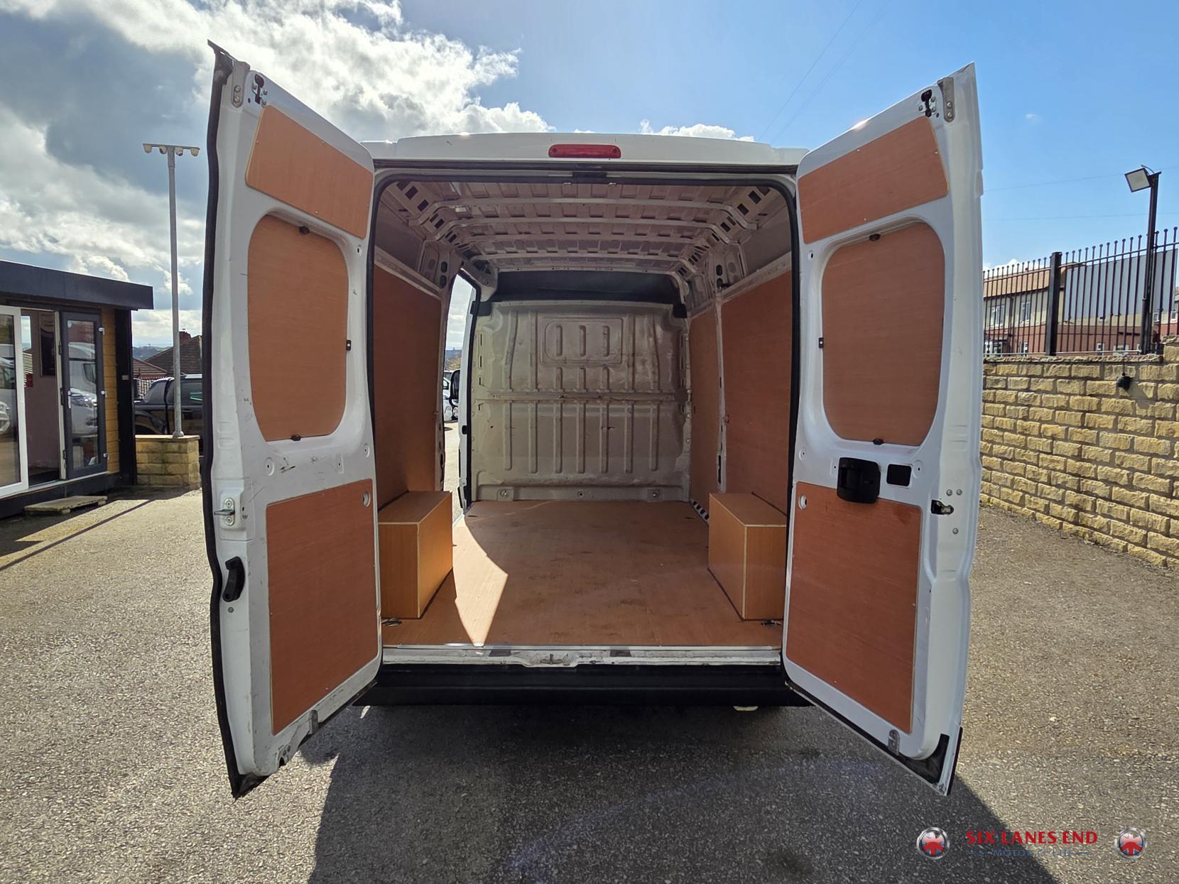 Citroen Relay 2.2 BlueHDi 35 Enterprise Panel Van 5dr Diesel Manual L3 High Roof Euro 6 (s/s) (140 ps)