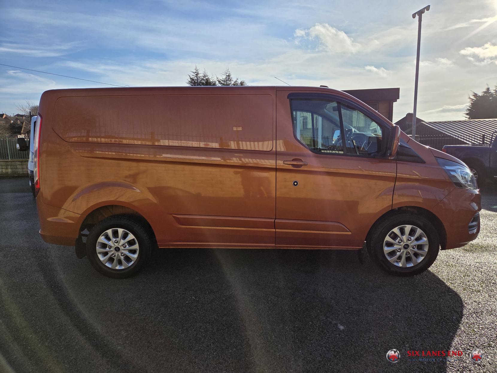 Ford Transit Custom 2.0 320 EcoBlue Limited Panel Van 5dr Diesel Manual L1 H1 Euro 6 (s/s) (130 ps)