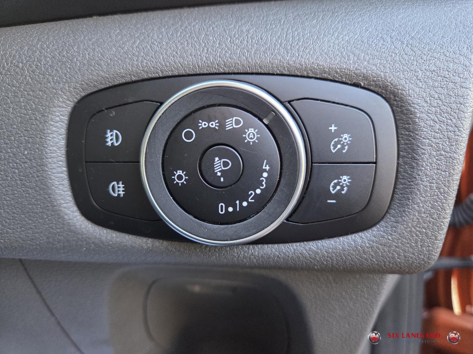 Ford Transit Custom 2.0 320 EcoBlue Limited Panel Van 5dr Diesel Manual L1 H1 Euro 6 (s/s) (130 ps)