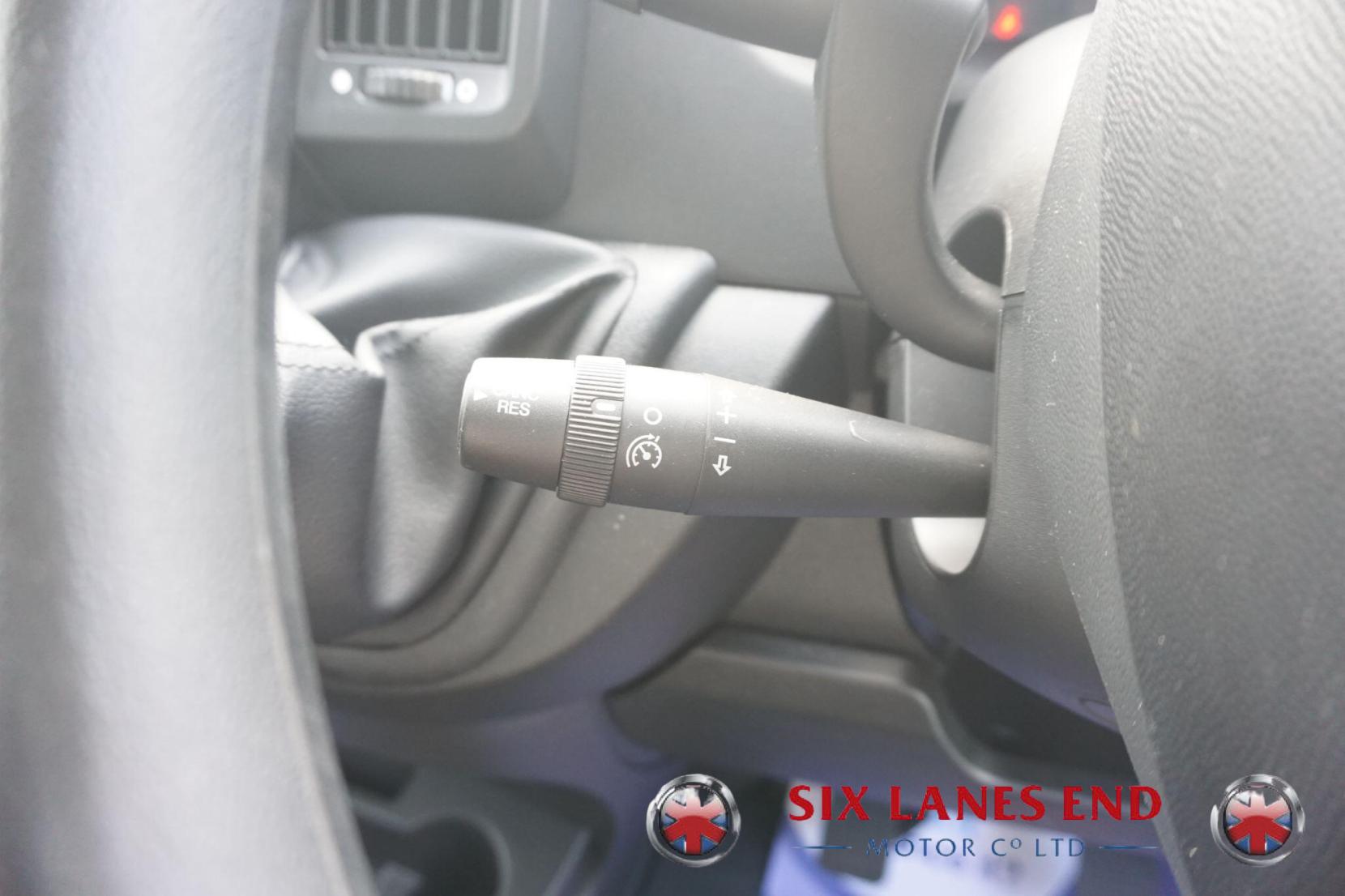 Peugeot Boxer 2.2 BlueHDi 335 Professional Premium + Panel Van 5dr Diesel Manual L2 H2 Euro 6 (s/s) (140 ps)