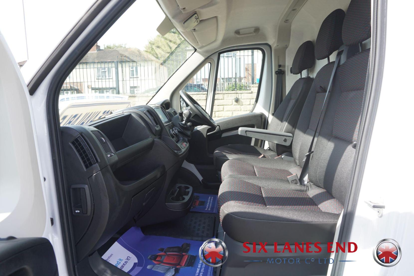 Peugeot Boxer 2.2 BlueHDi 335 Professional Premium + Panel Van 5dr Diesel Manual L2 H2 Euro 6 (s/s) (140 ps)
