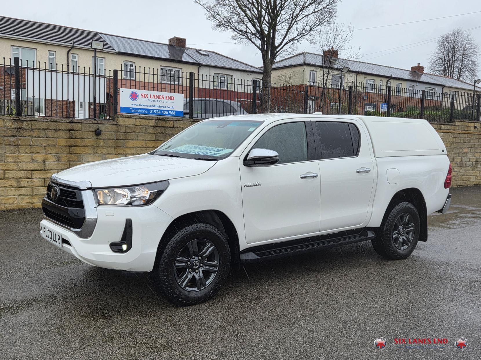 Toyota Hilux 2.4 D-4D Icon Pickup Double Cab 4dr Diesel Auto 4WD Euro 6 (s/s) (150 ps)
