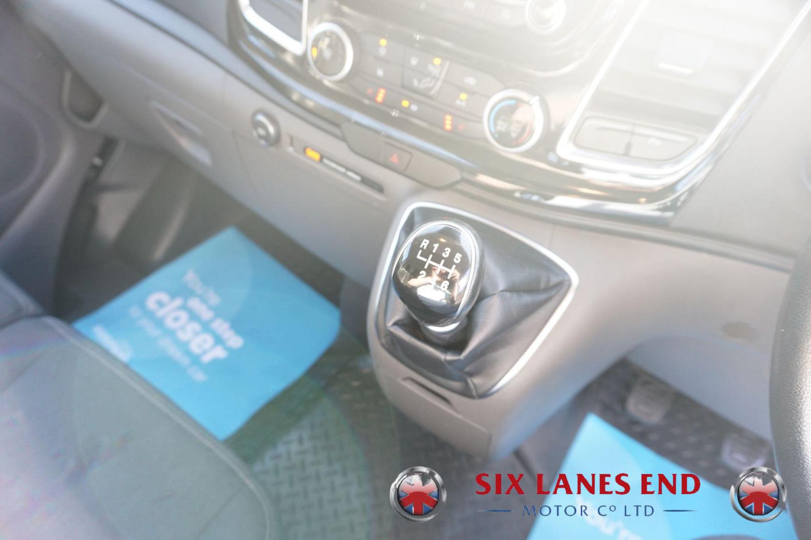 Ford Transit Custom 2.0 300 EcoBlue Limited Panel Van 5dr Diesel Manual L1 H1 Euro 6 (s/s) (130 ps)