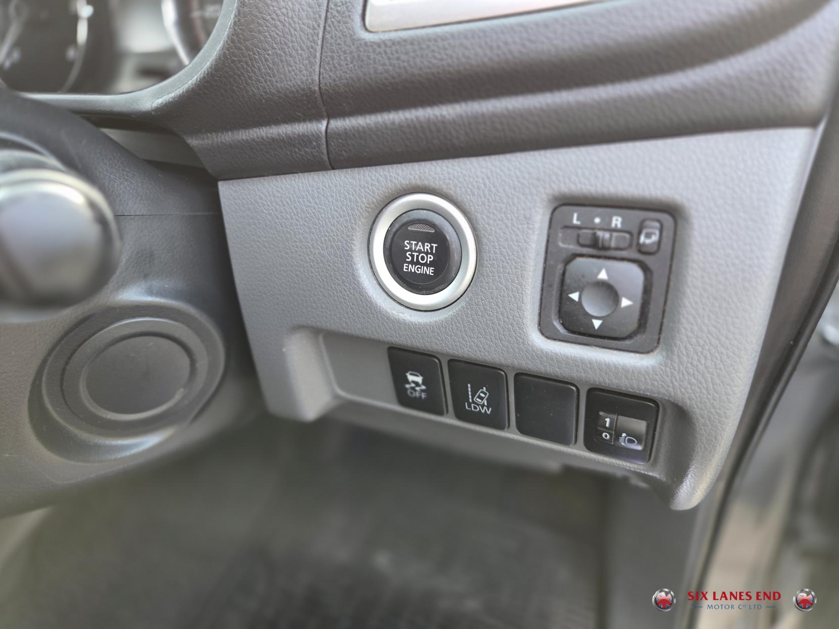 Mitsubishi L200 2.4 DI-D DC Barbarian Pickup Double Cab 4dr Diesel Manual 4WD Euro 6 (178 ps)