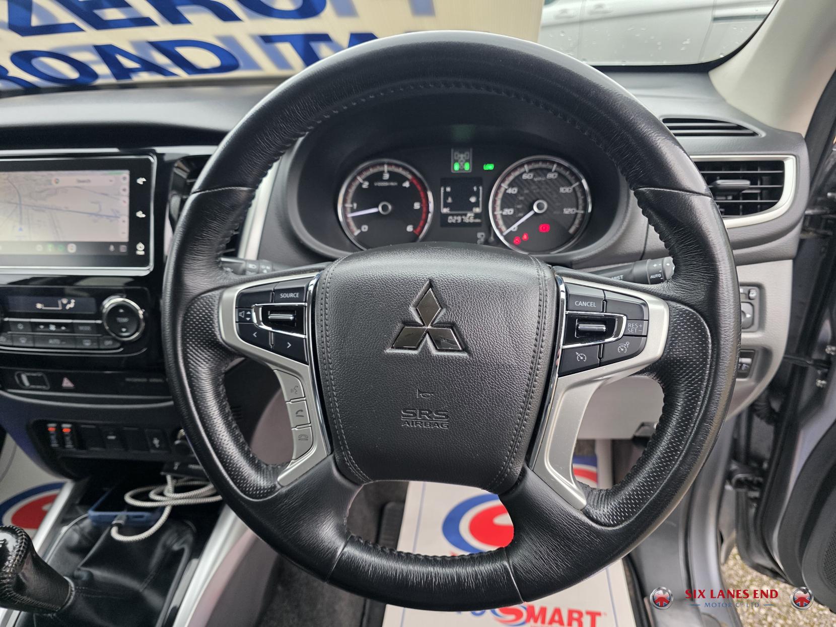 Mitsubishi L200 2.4 DI-D DC Barbarian Pickup Double Cab 4dr Diesel Manual 4WD Euro 6 (178 ps)