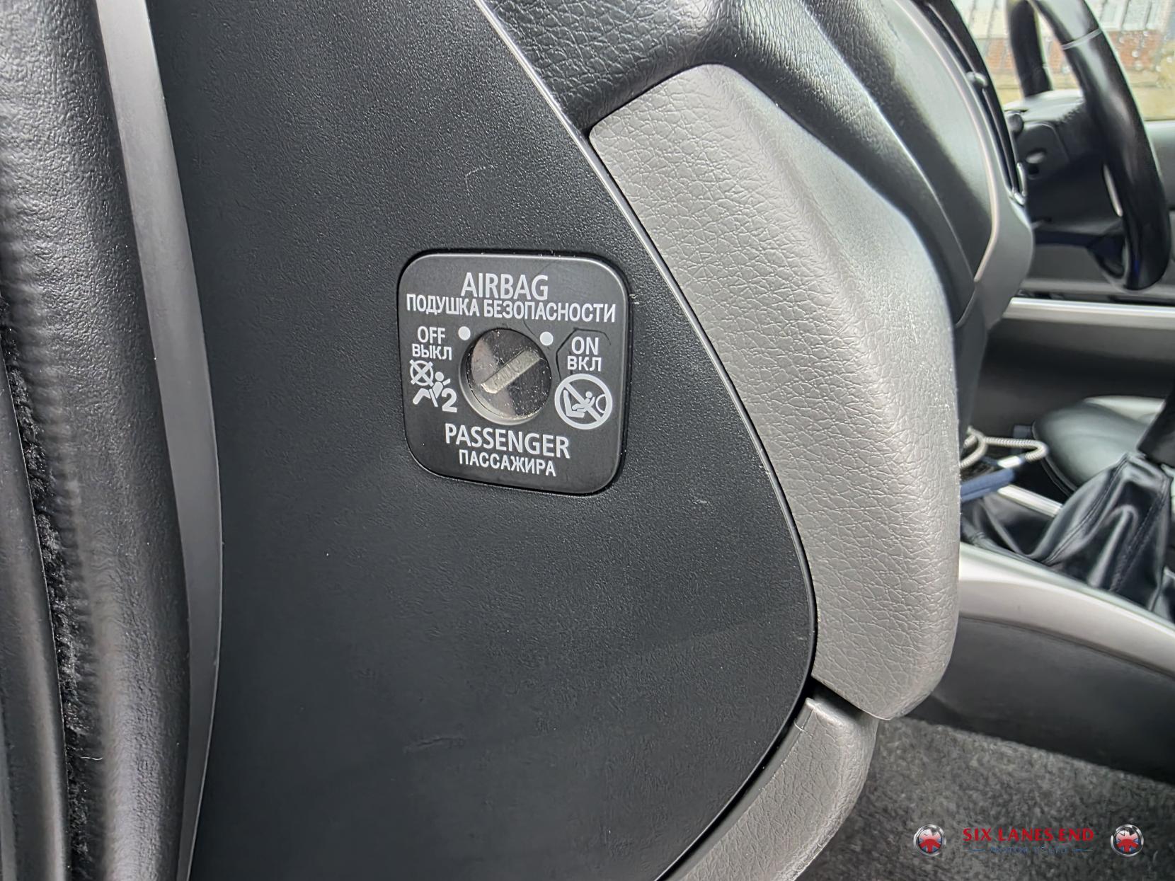 Mitsubishi L200 2.4 DI-D DC Barbarian Pickup Double Cab 4dr Diesel Manual 4WD Euro 6 (178 ps)