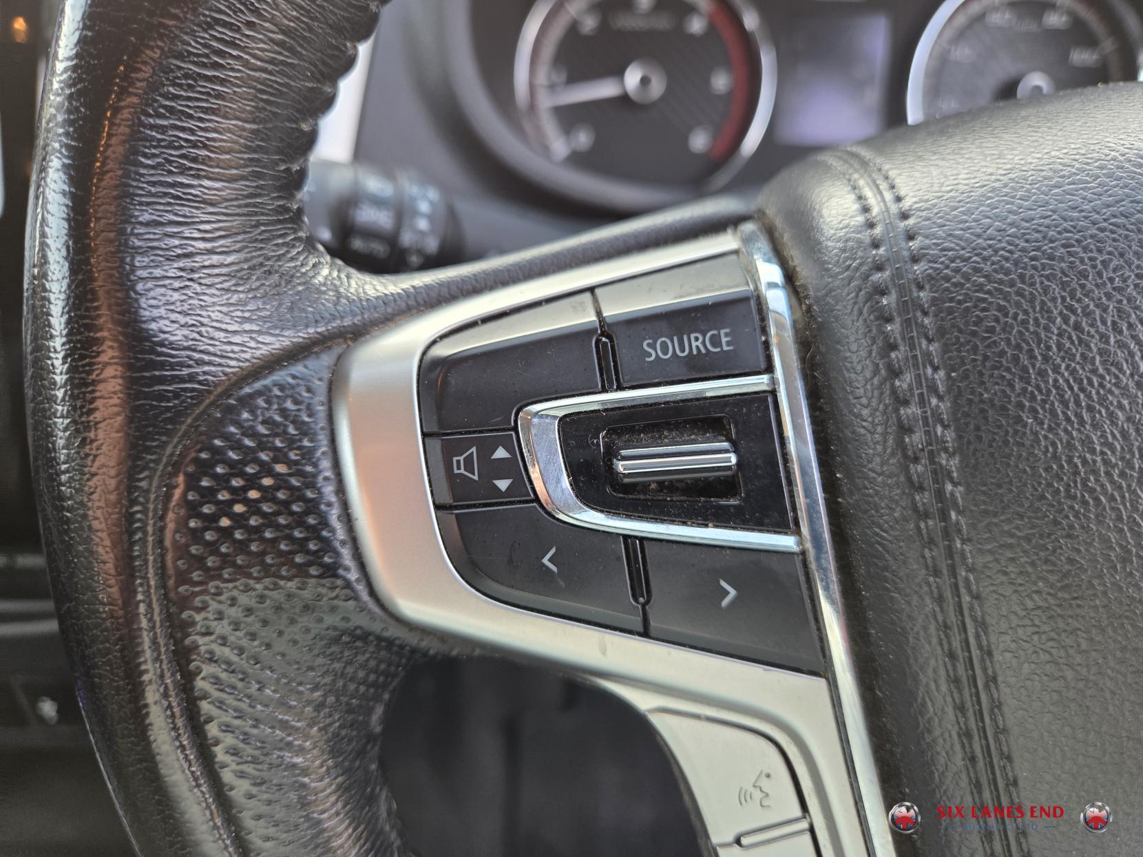 Mitsubishi L200 2.4 DI-D DC Barbarian Pickup Double Cab 4dr Diesel Manual 4WD Euro 6 (178 ps)