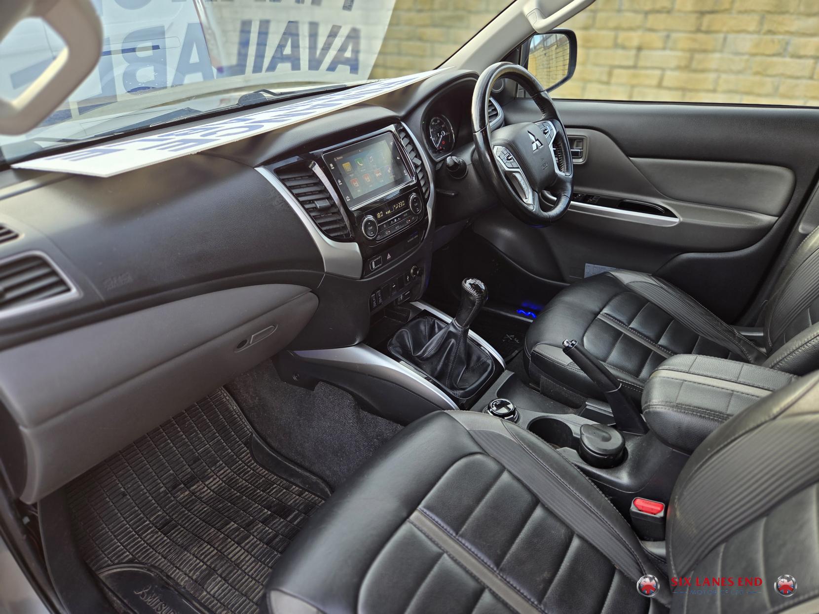 Mitsubishi L200 2.4 DI-D DC Barbarian Pickup Double Cab 4dr Diesel Manual 4WD Euro 6 (178 ps)