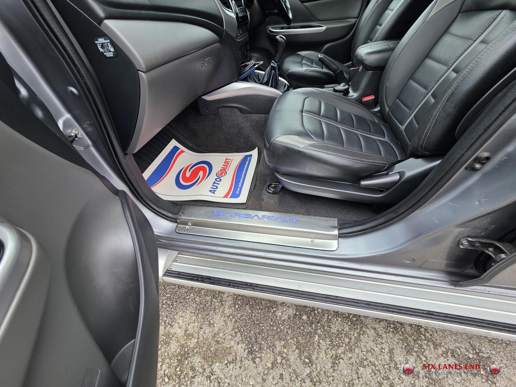 Mitsubishi L200 2.4 DI-D DC Barbarian Pickup Double Cab 4dr Diesel Manual 4WD Euro 6 (178 ps)