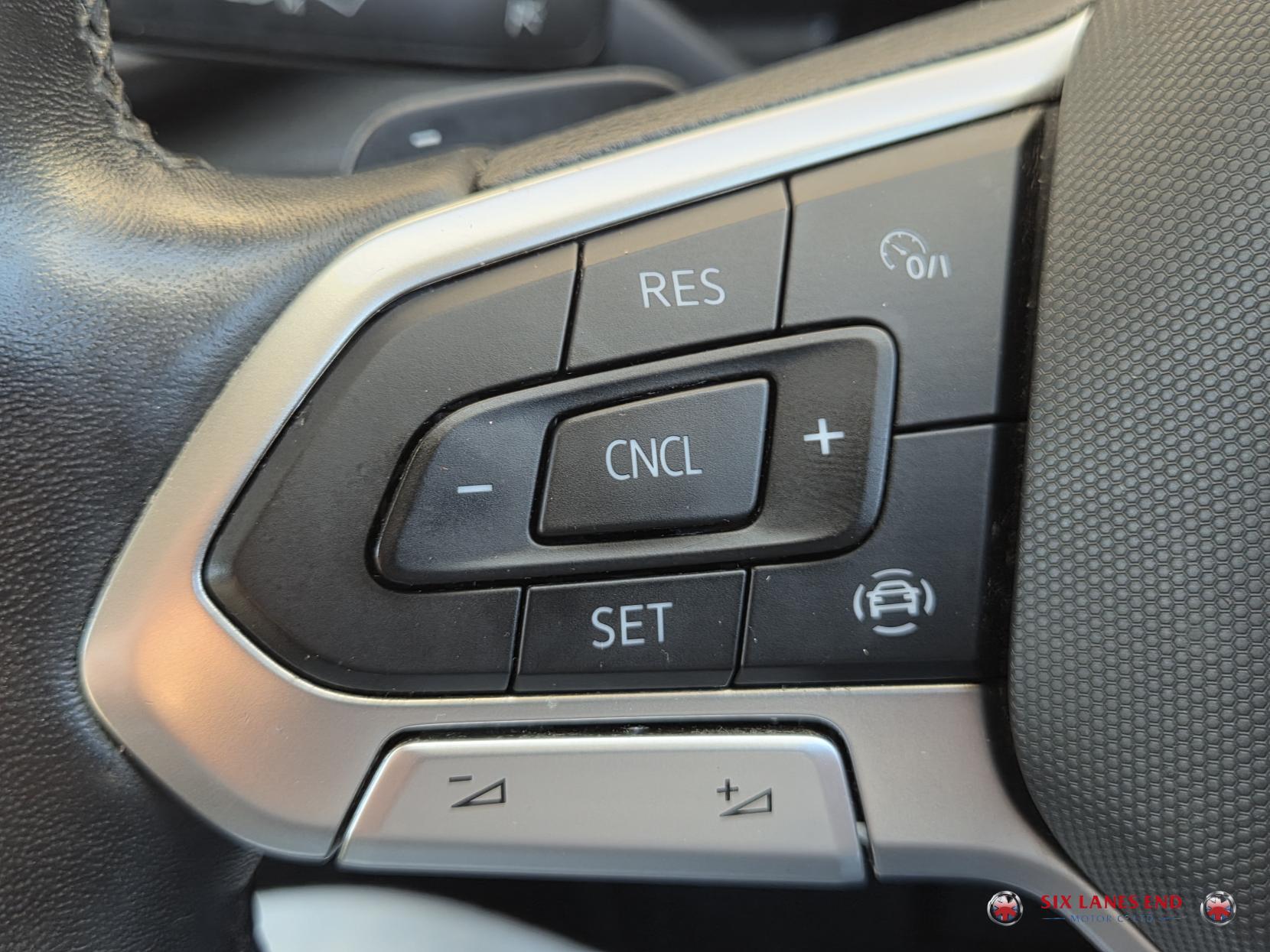 Volkswagen Caddy 2.0 TDI C20 Commerce Pro Panel Van 5dr Diesel DSG SWB Euro 6 (s/s) (122 ps)