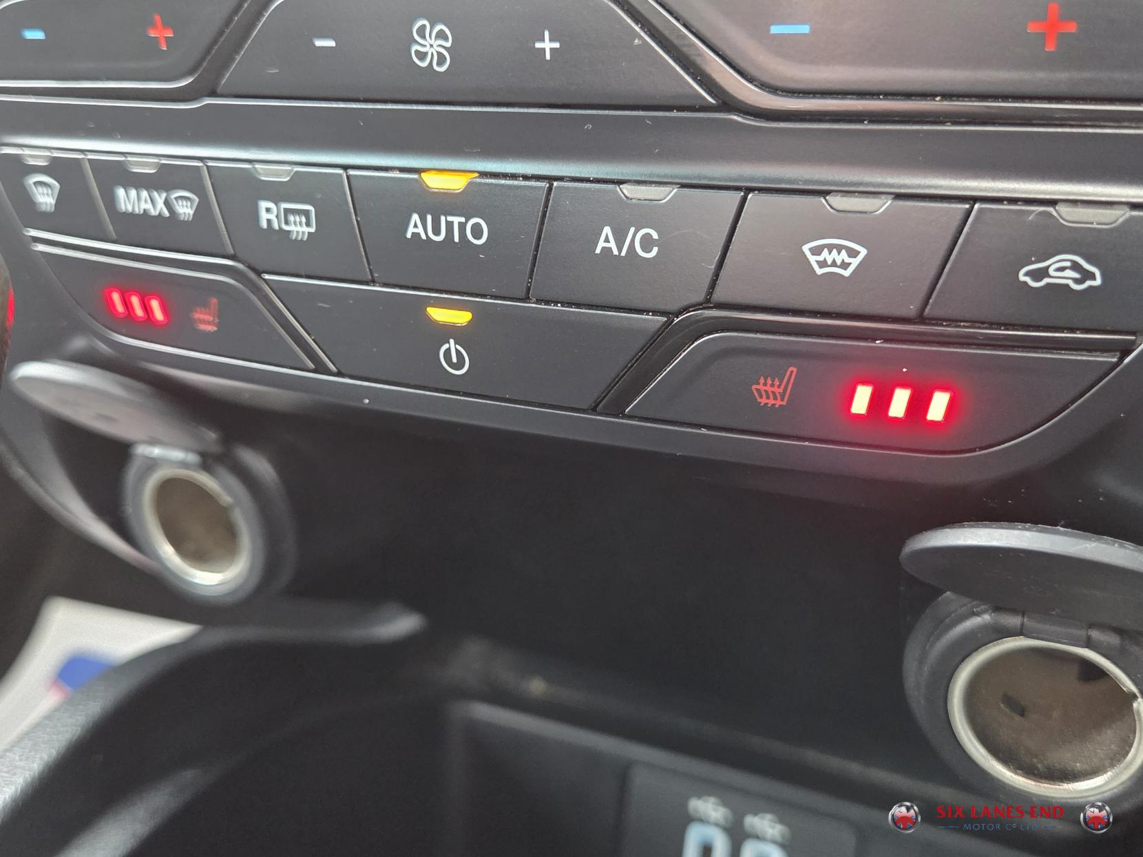 Ford Ranger 2.0 EcoBlue Wildtrak Pickup Double Cab 4dr Diesel Auto 4WD Euro 6 (s/s) (213 ps)