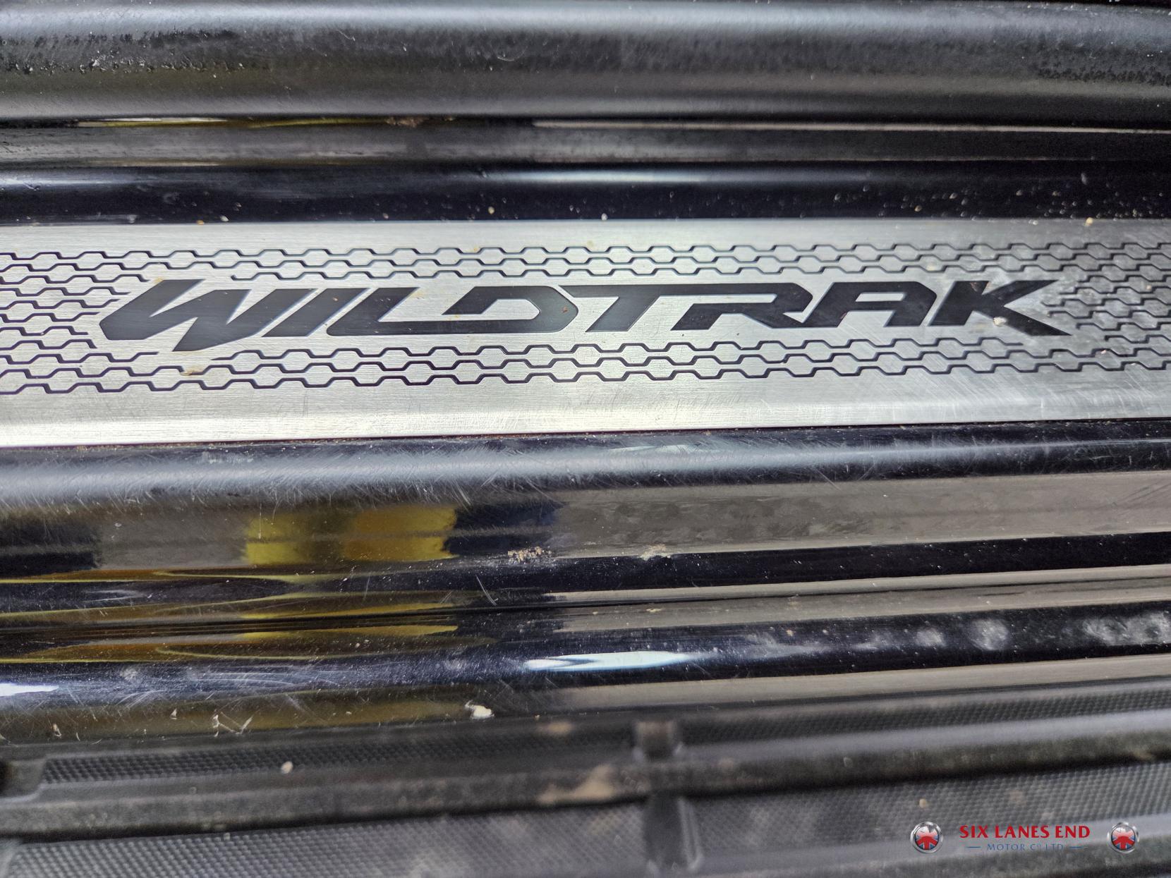 Ford Ranger 2.0 EcoBlue Wildtrak Pickup Double Cab 4dr Diesel Auto 4WD Euro 6 (s/s) (213 ps)