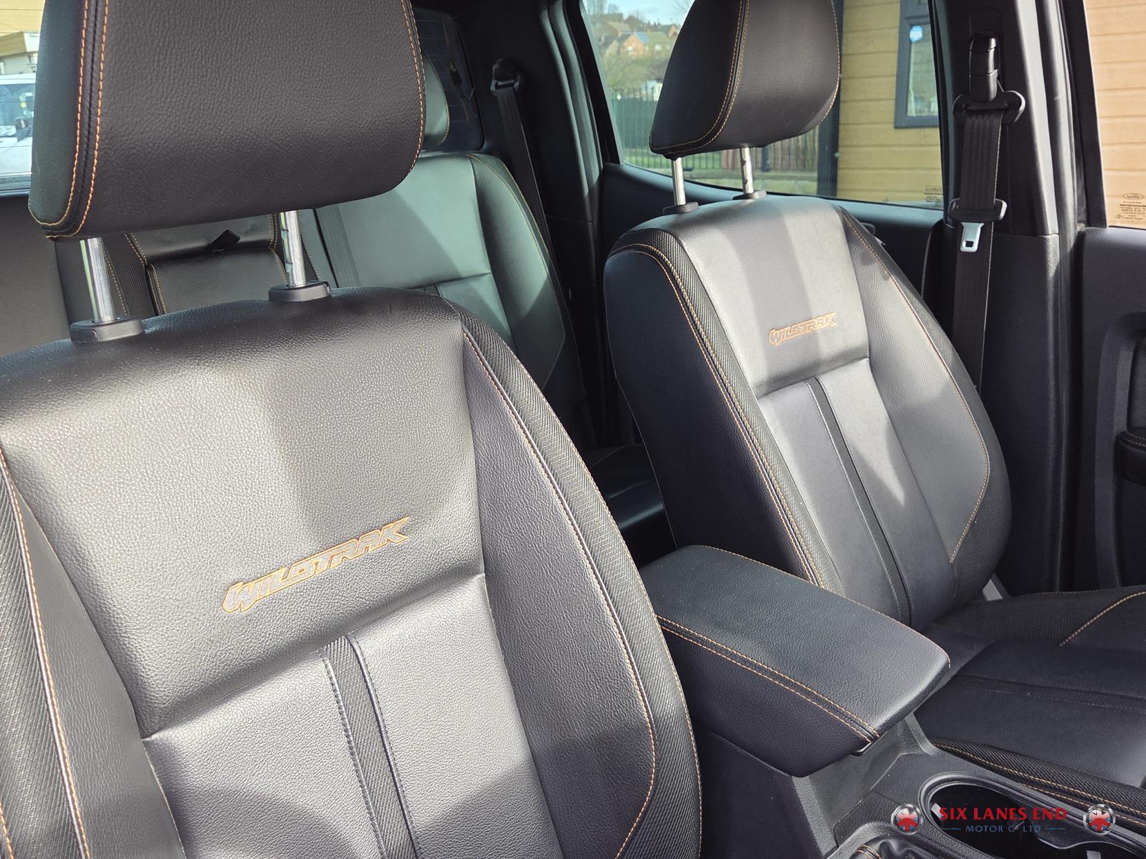 Ford Ranger 2.0 EcoBlue Wildtrak Pickup Double Cab 4dr Diesel Auto 4WD Euro 6 (s/s) (213 ps)