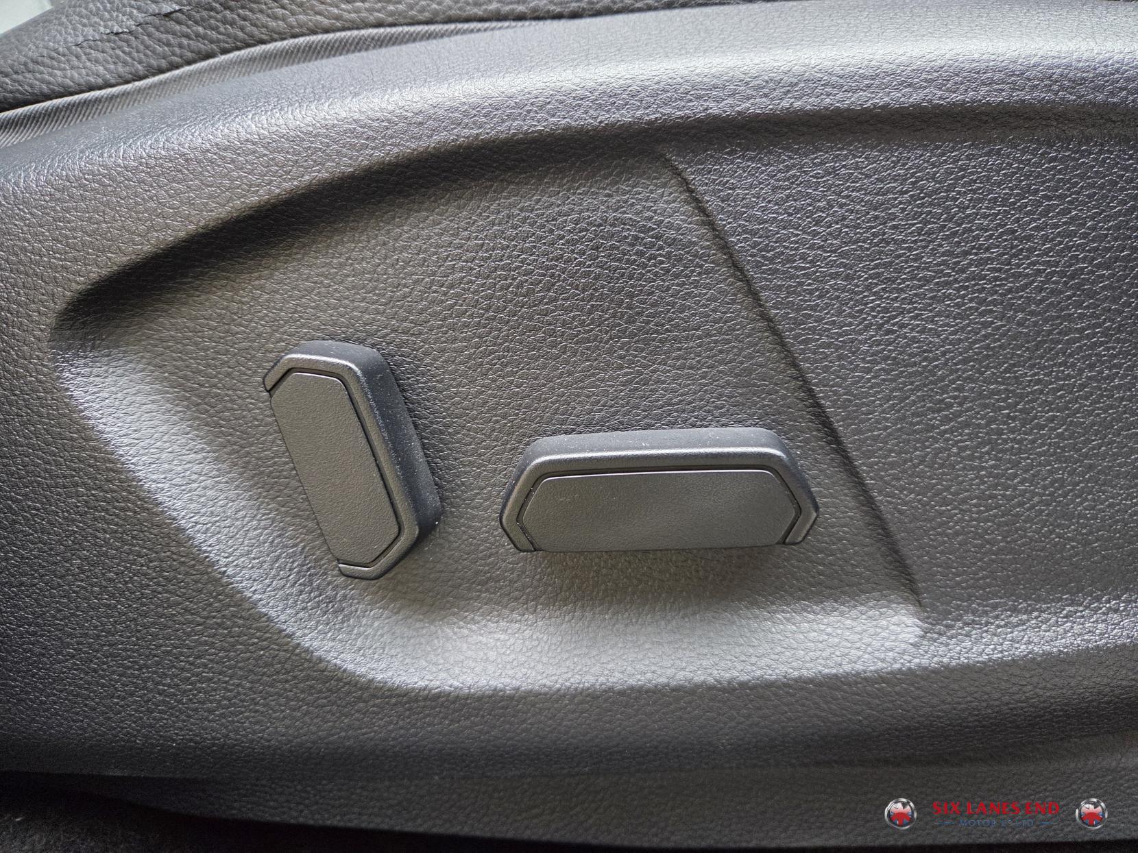 Ford Ranger 2.0 EcoBlue Wildtrak Pickup Double Cab 4dr Diesel Auto 4WD Euro 6 (s/s) (213 ps)