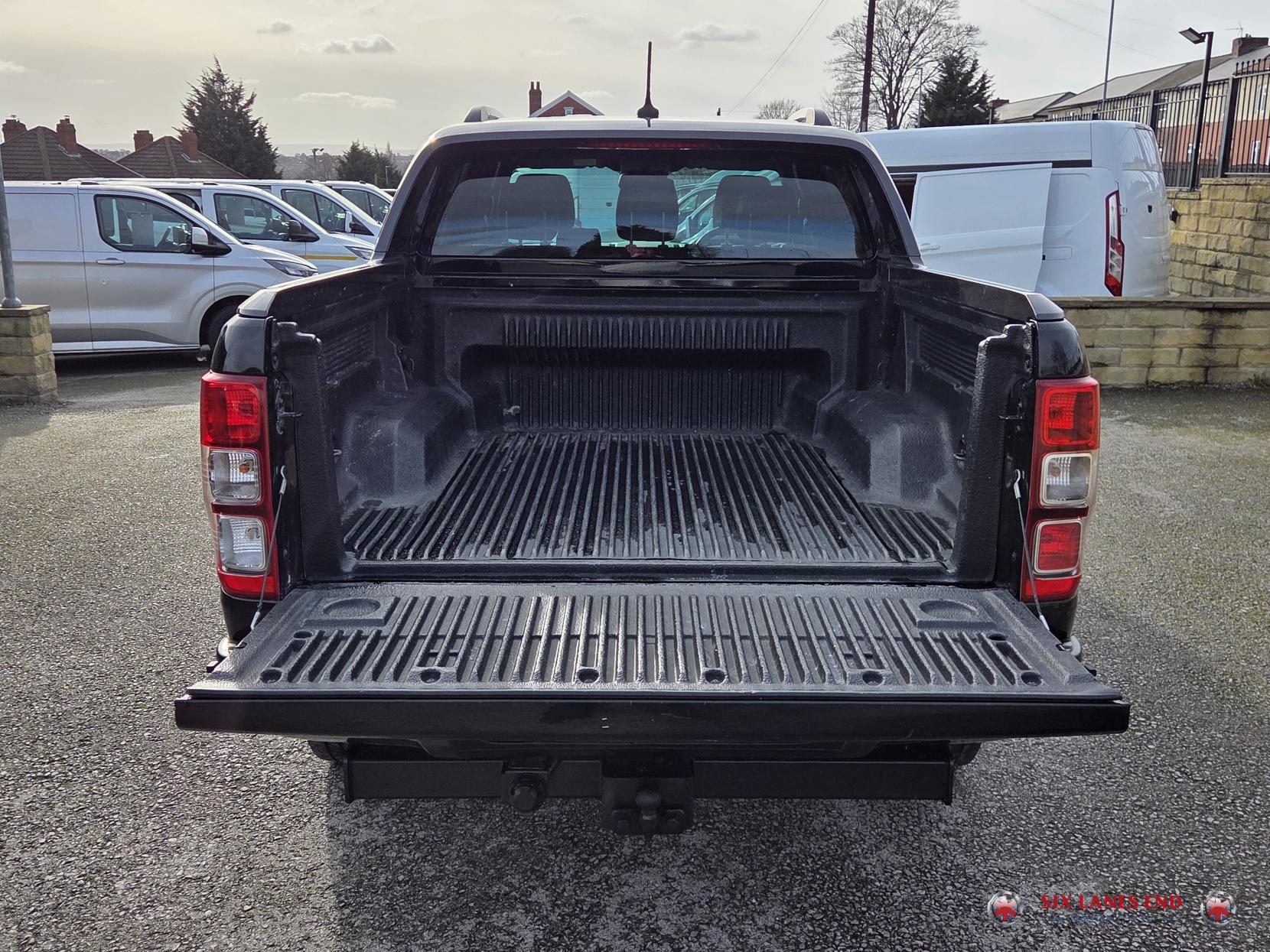 Ford Ranger 2.0 EcoBlue Wildtrak Pickup Double Cab 4dr Diesel Auto 4WD Euro 6 (s/s) (213 ps)