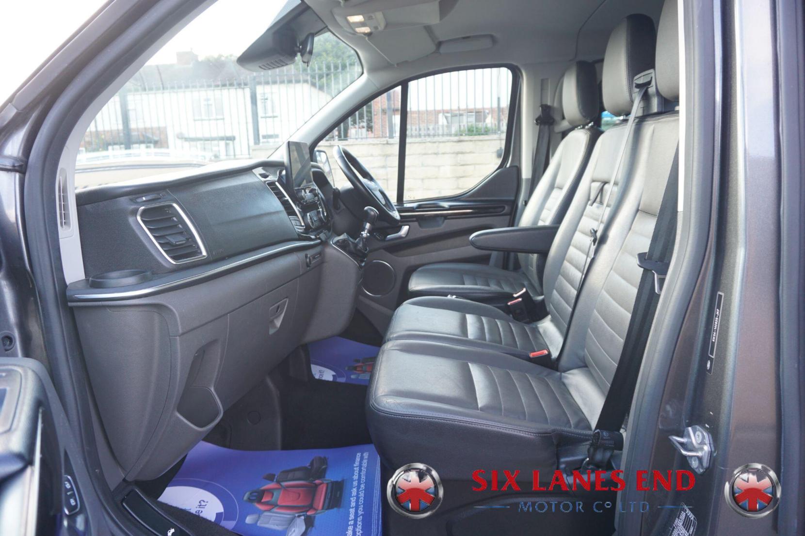 Ford Tourneo Custom 2.0 320 EcoBlue MHEV Titanium X Minibus Double Cab 5dr Diesel Manual L2 Euro 6 (s/s) (185 ps)