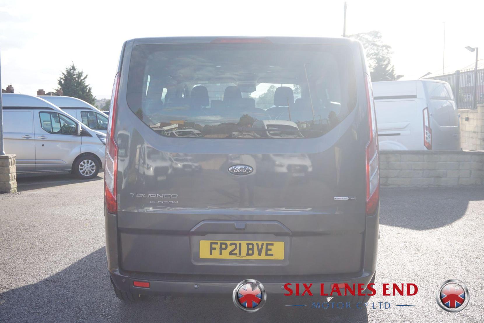 Ford Tourneo Custom 2.0 320 EcoBlue MHEV Titanium X Minibus Double Cab 5dr Diesel Manual L2 Euro 6 (s/s) (185 ps)