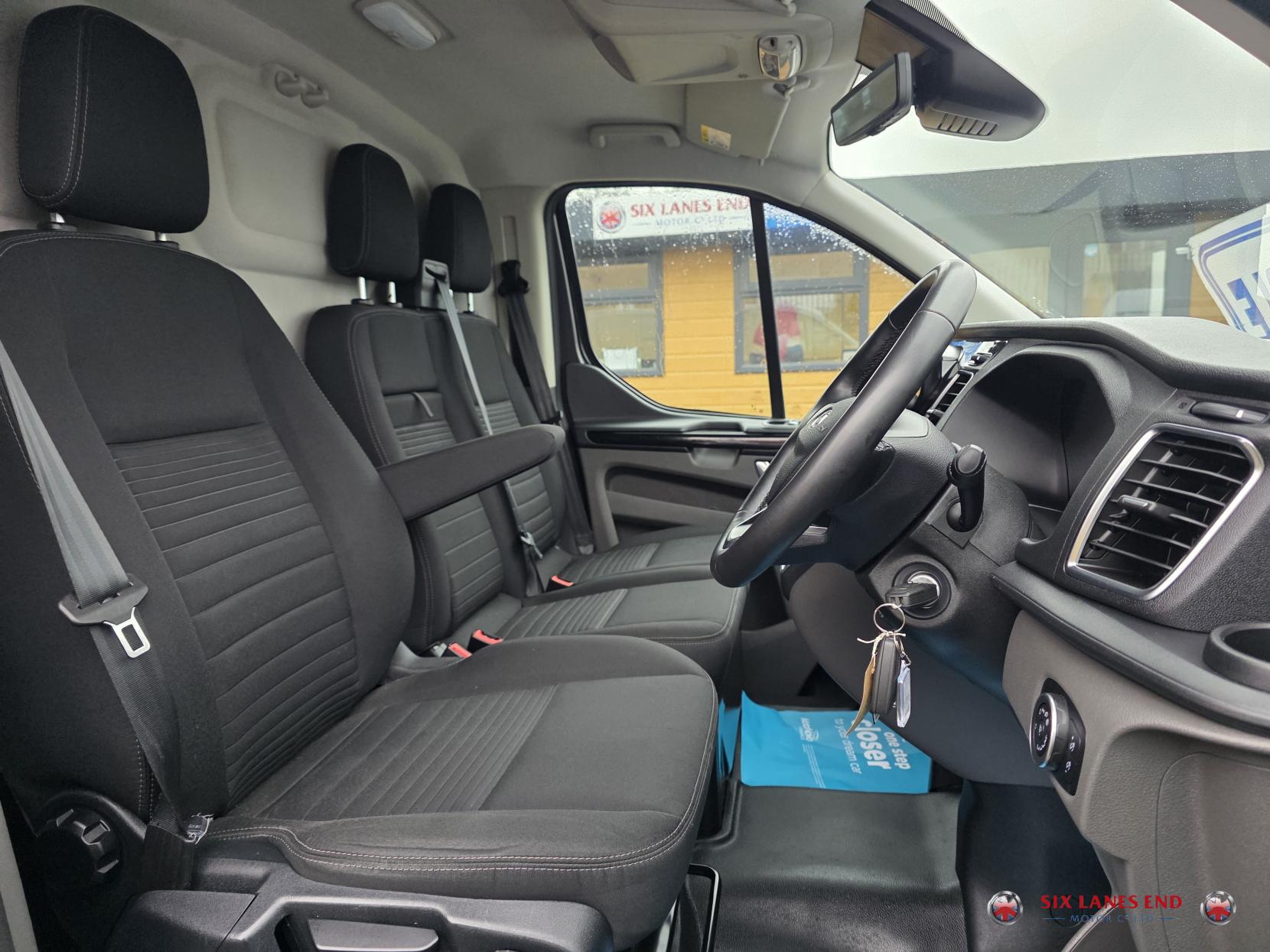 Ford Transit Custom 2.0 340 EcoBlue Limited Panel Van 5dr Diesel Auto L1 H1 Euro 6 (s/s) (170 ps)