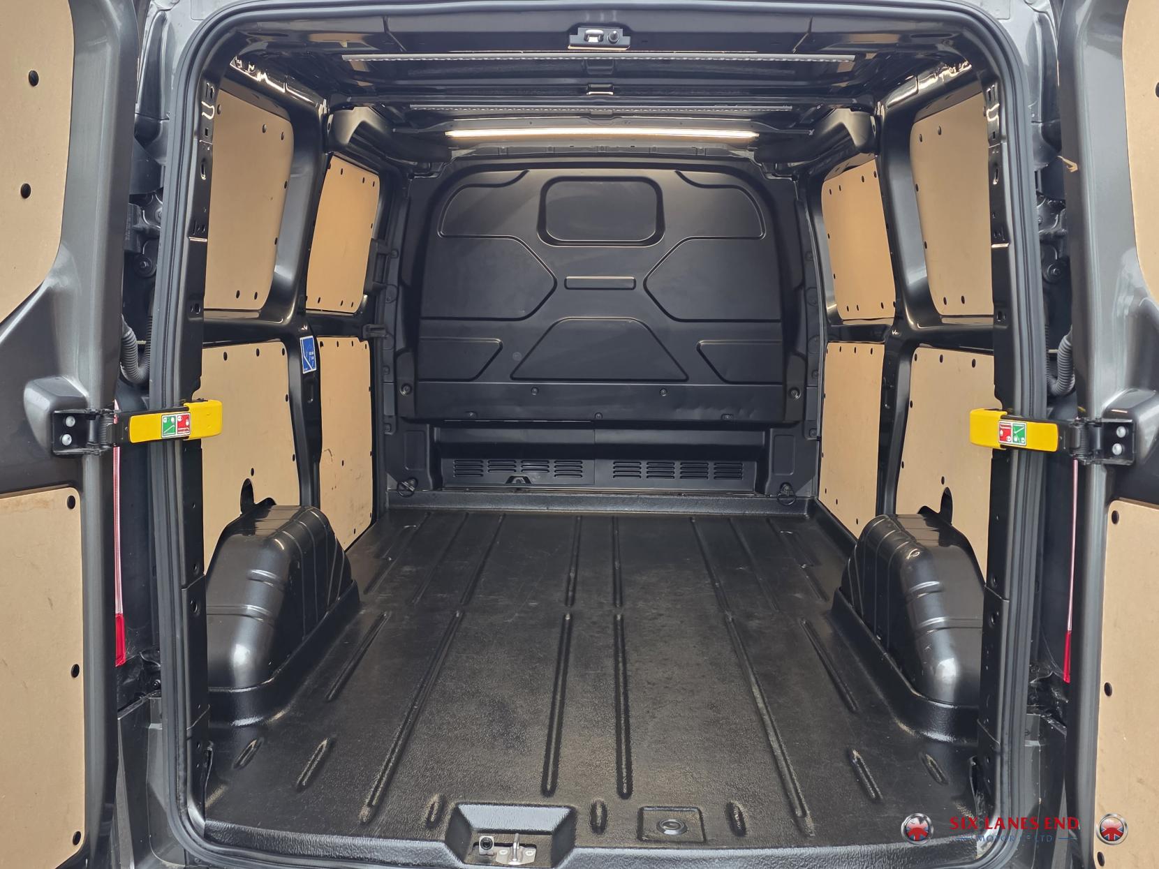 Ford Transit Custom 2.0 340 EcoBlue Limited Panel Van 5dr Diesel Auto L1 H1 Euro 6 (s/s) (170 ps)