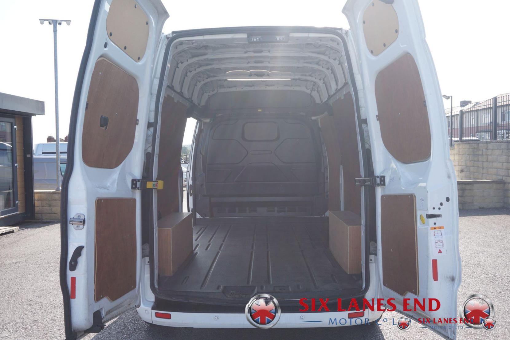 Ford Transit Custom 2.0 300 EcoBlue MHEV Limited Panel Van 5dr Diesel Manual L2 H2 Euro 6 (s/s) (130 ps)