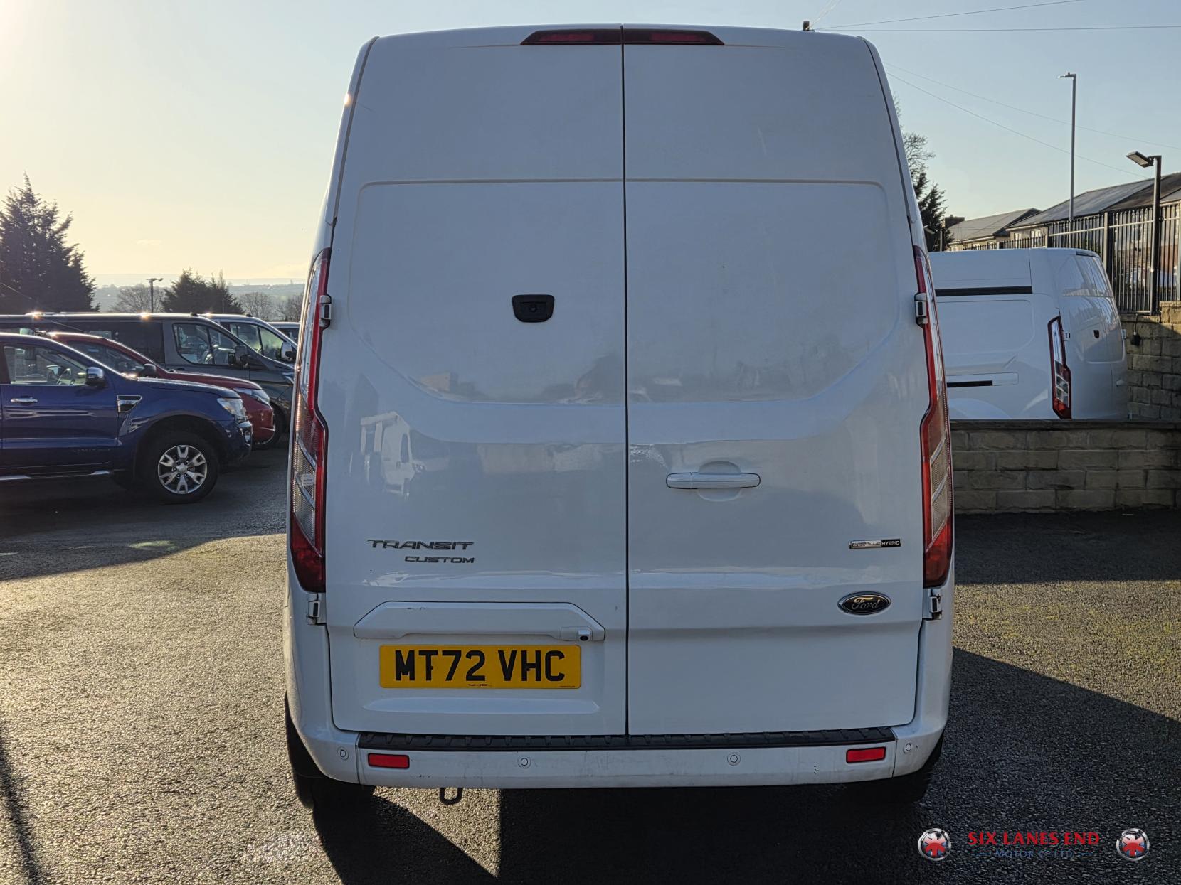 Ford Transit Custom 2.0 300 EcoBlue MHEV Limited Panel Van 5dr Diesel Manual L2 H2 Euro 6 (s/s) (130 ps)