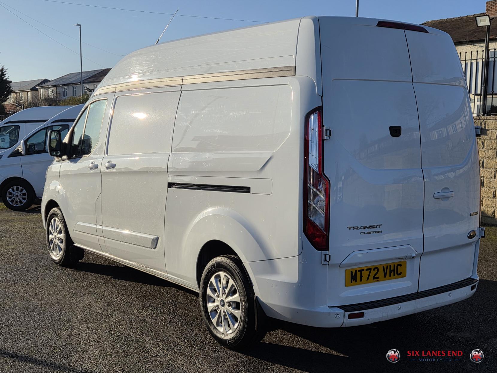 Ford Transit Custom 2.0 300 EcoBlue MHEV Limited Panel Van 5dr Diesel Manual L2 H2 Euro 6 (s/s) (130 ps)