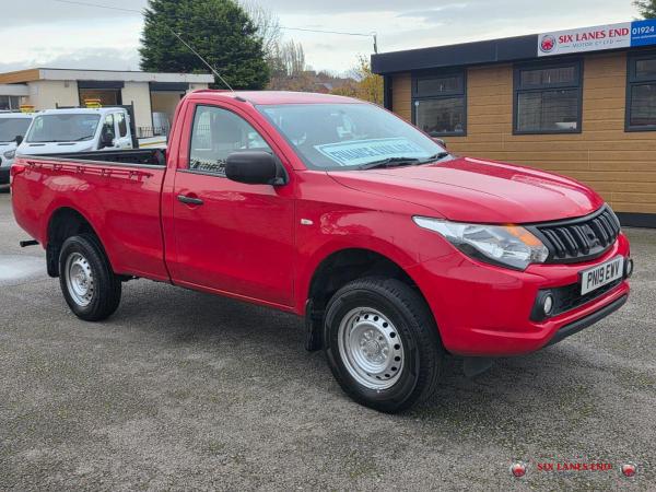 Mitsubishi L200 2.4 DI-D SC 4Life Pickup 2dr Diesel Manual 4WD Euro 6 (s/s) (154 ps)