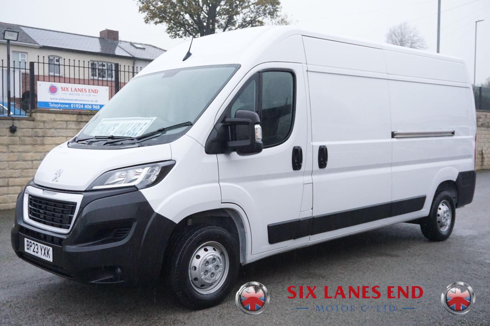 Peugeot Boxer 2.2 BlueHDi 335 Professional Premium + Panel Van 5dr Diesel Manual L3 H2 Euro 6 (s/s) (140 ps)