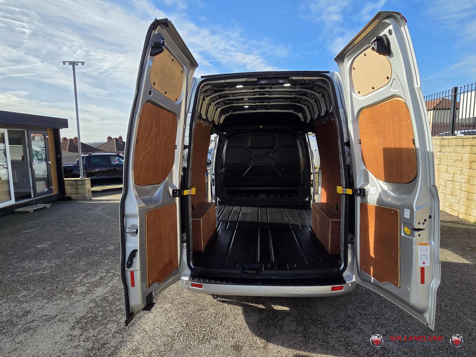 Ford Transit Custom 2.0 340 EcoBlue MHEV Limited Panel Van 5dr Diesel Manual L2 H1 Euro 6 (s/s) (130 ps)