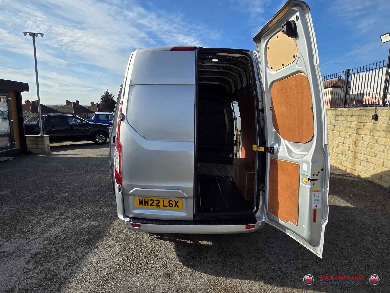 Ford Transit Custom 2.0 340 EcoBlue MHEV Limited Panel Van 5dr Diesel Manual L2 H1 Euro 6 (s/s) (130 ps)