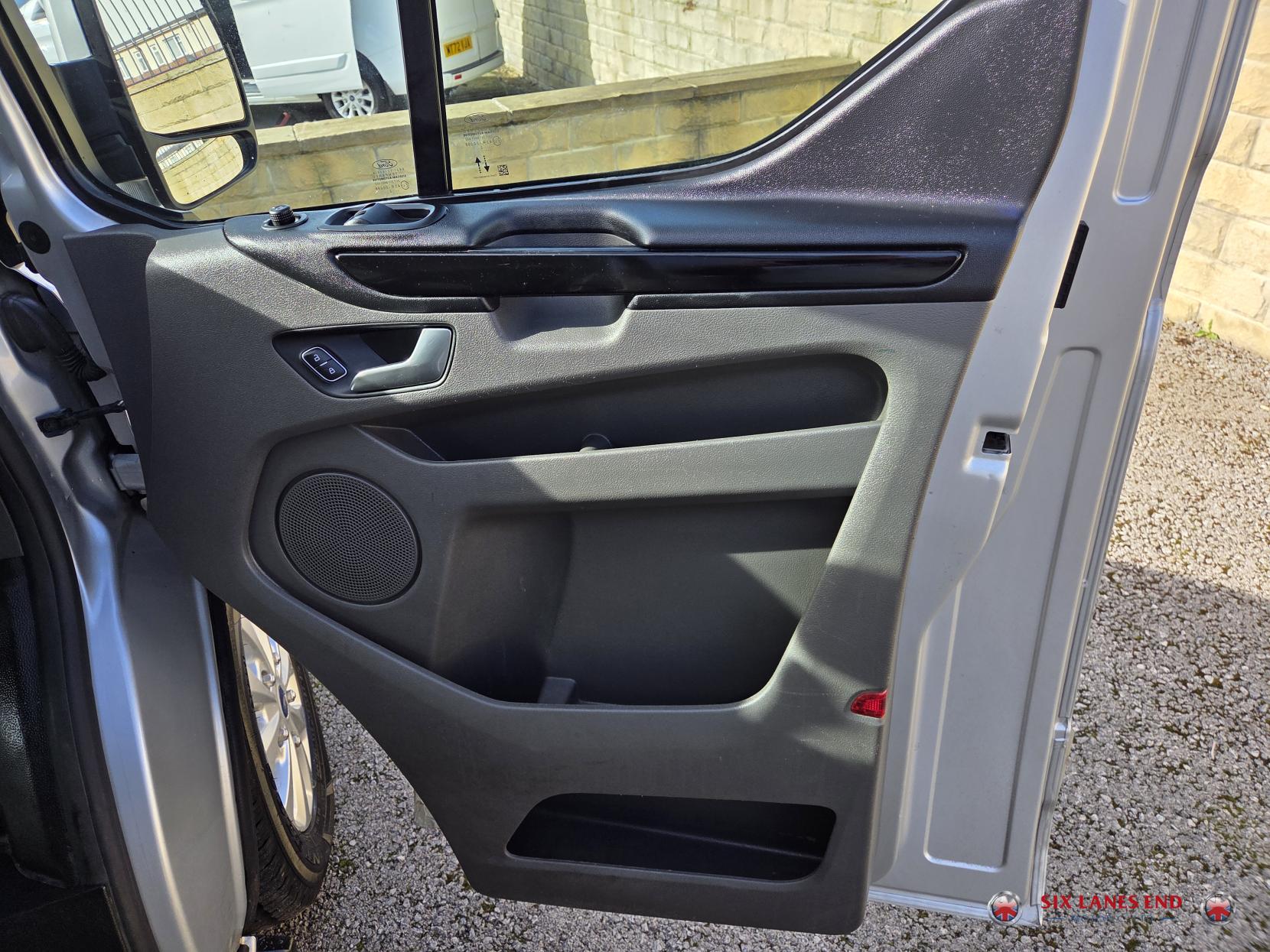 Ford Transit Custom 2.0 340 EcoBlue MHEV Limited Panel Van 5dr Diesel Manual L2 H1 Euro 6 (s/s) (130 ps)