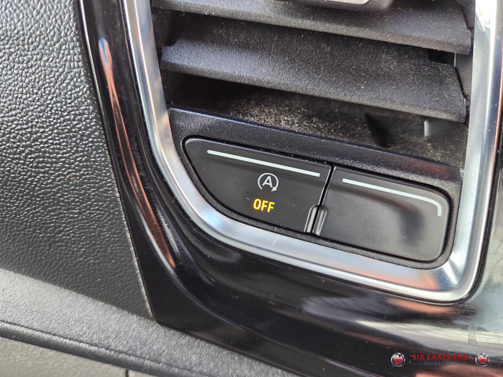 Ford Transit Custom 2.0 340 EcoBlue MHEV Limited Panel Van 5dr Diesel Manual L2 H1 Euro 6 (s/s) (130 ps)