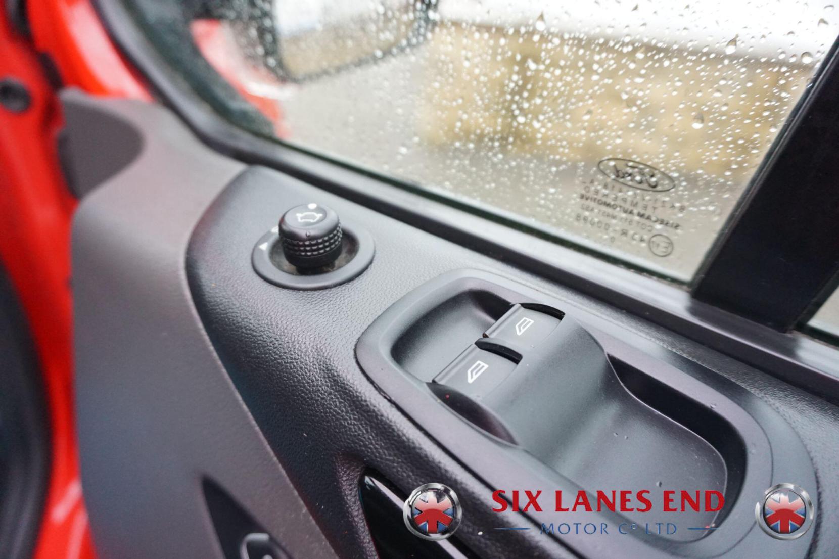 Ford Transit Custom 2.0 280 EcoBlue Limited Panel Van 5dr Diesel Manual L1 H1 Euro 6 (s/s) (130 ps)