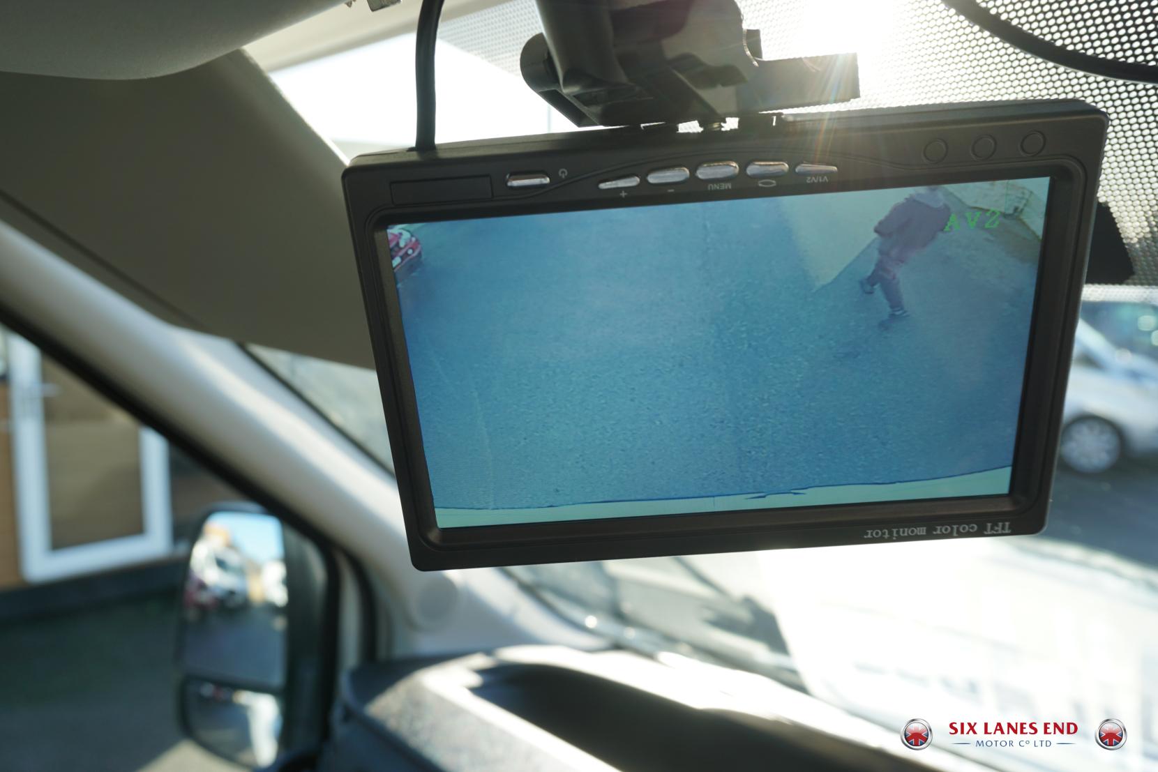 Ford Transit 2.0 350 EcoBlue Leader Panel Van 5dr Diesel Manual RWD L3 H2 Euro 6 (s/s) (130 ps)