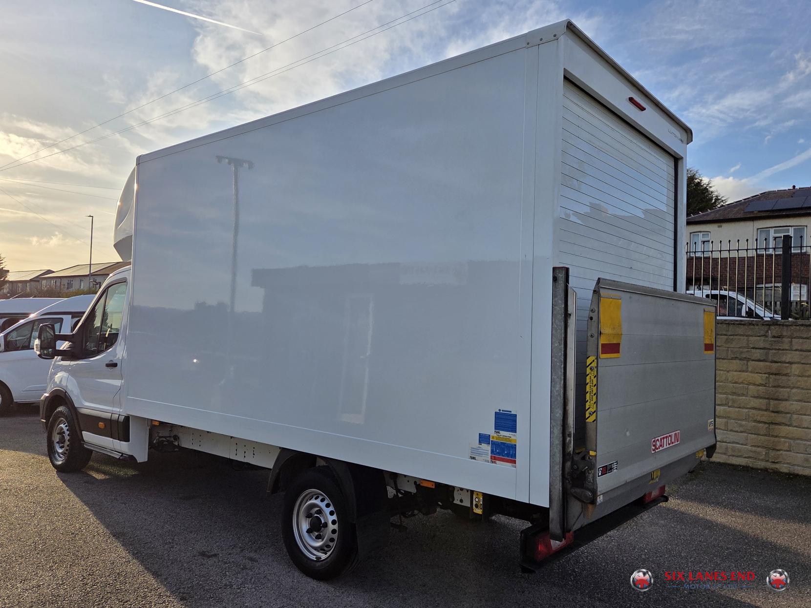 Ford Transit 2.0 350 EcoBlue Leader Luton 3dr Diesel Manual FWD L4 Euro 6 (s/s) (130 ps)