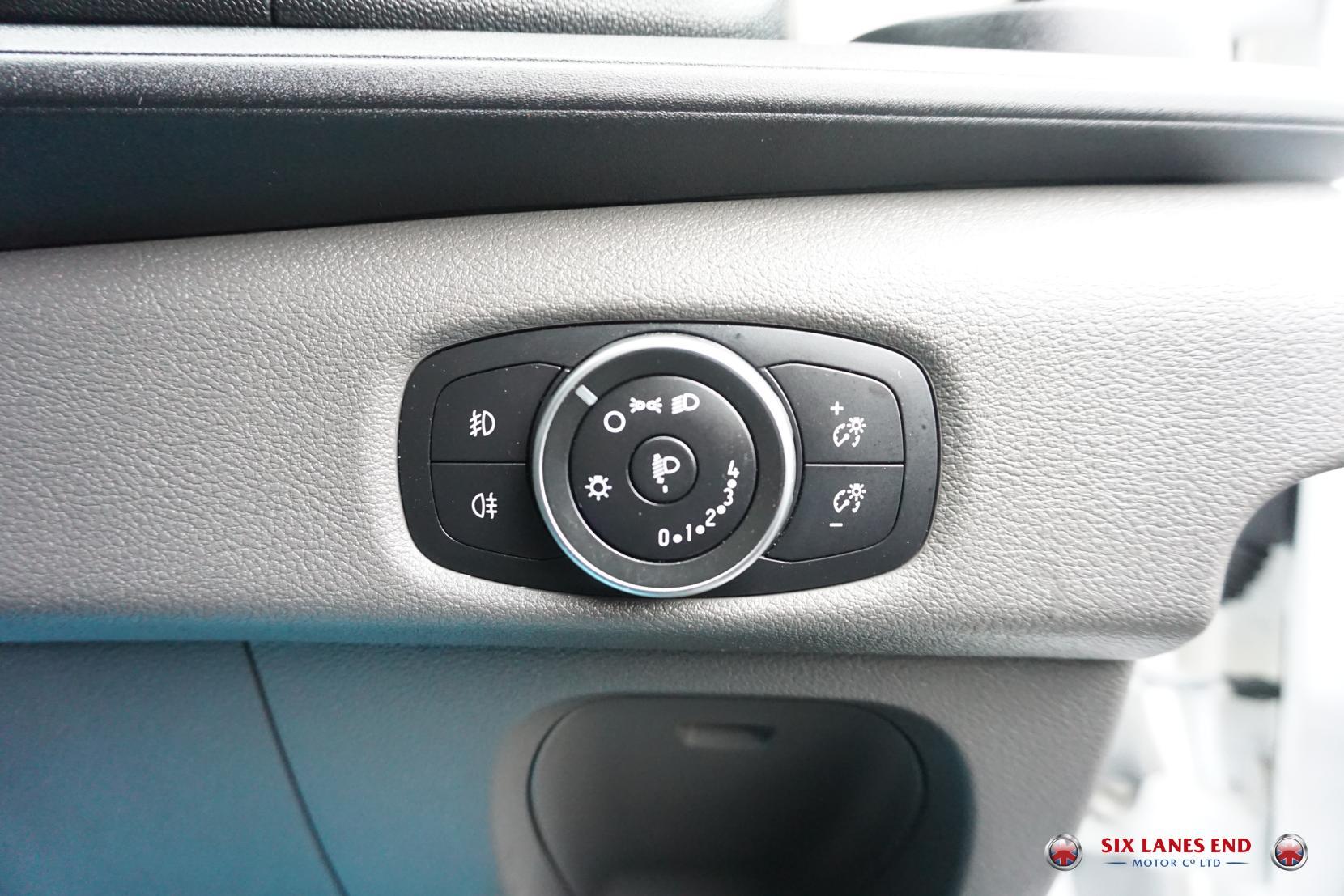 Ford Transit 2.0 350 EcoBlue Leader Panel Van 5dr Diesel Manual RWD L4 H3 Euro 6 (s/s) (130 ps)