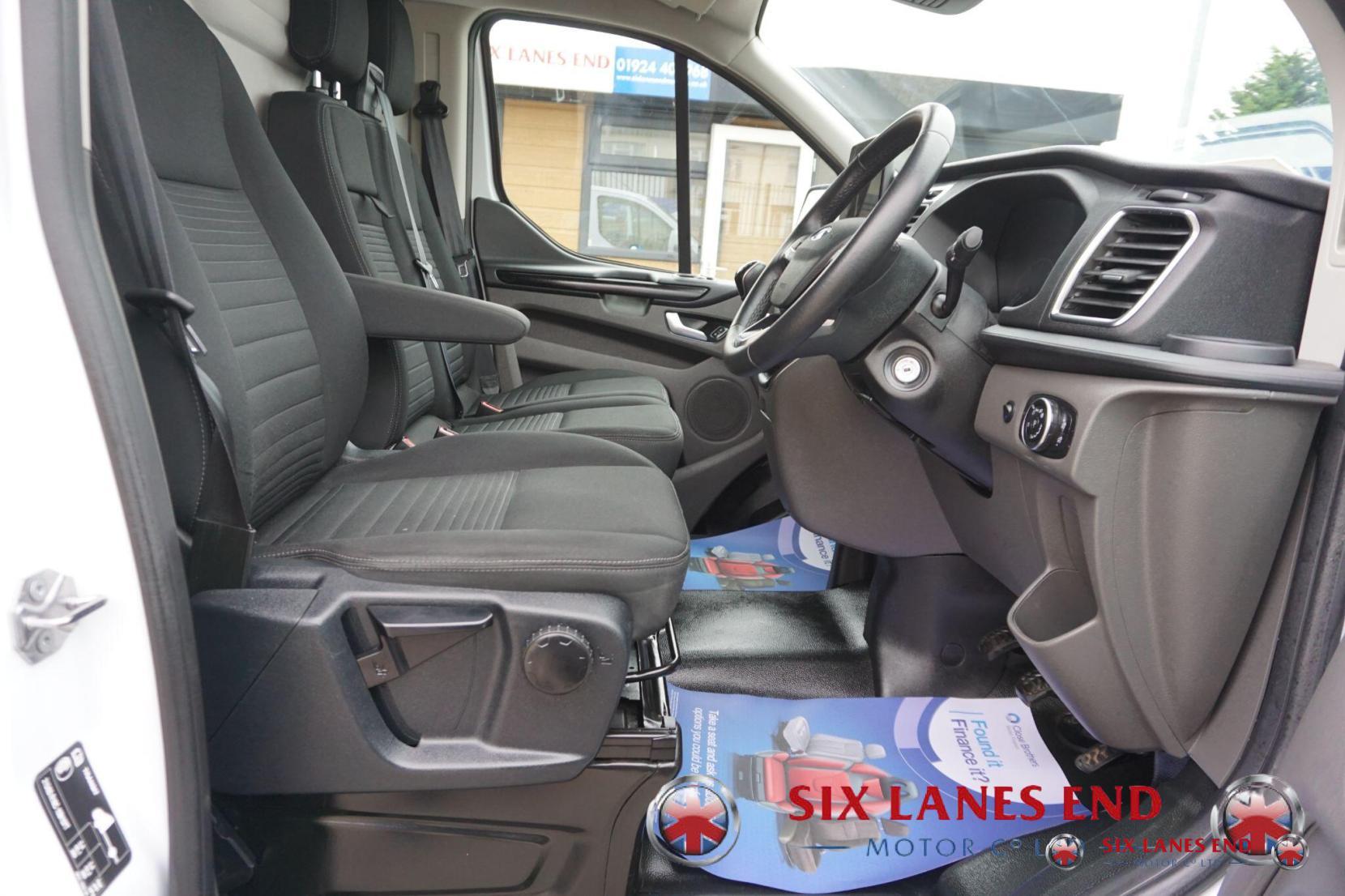 Ford Transit Custom 2.0 300 EcoBlue MHEV Limited Panel Van 5dr Diesel Manual L2 H2 Euro 6 (s/s) (130 ps)