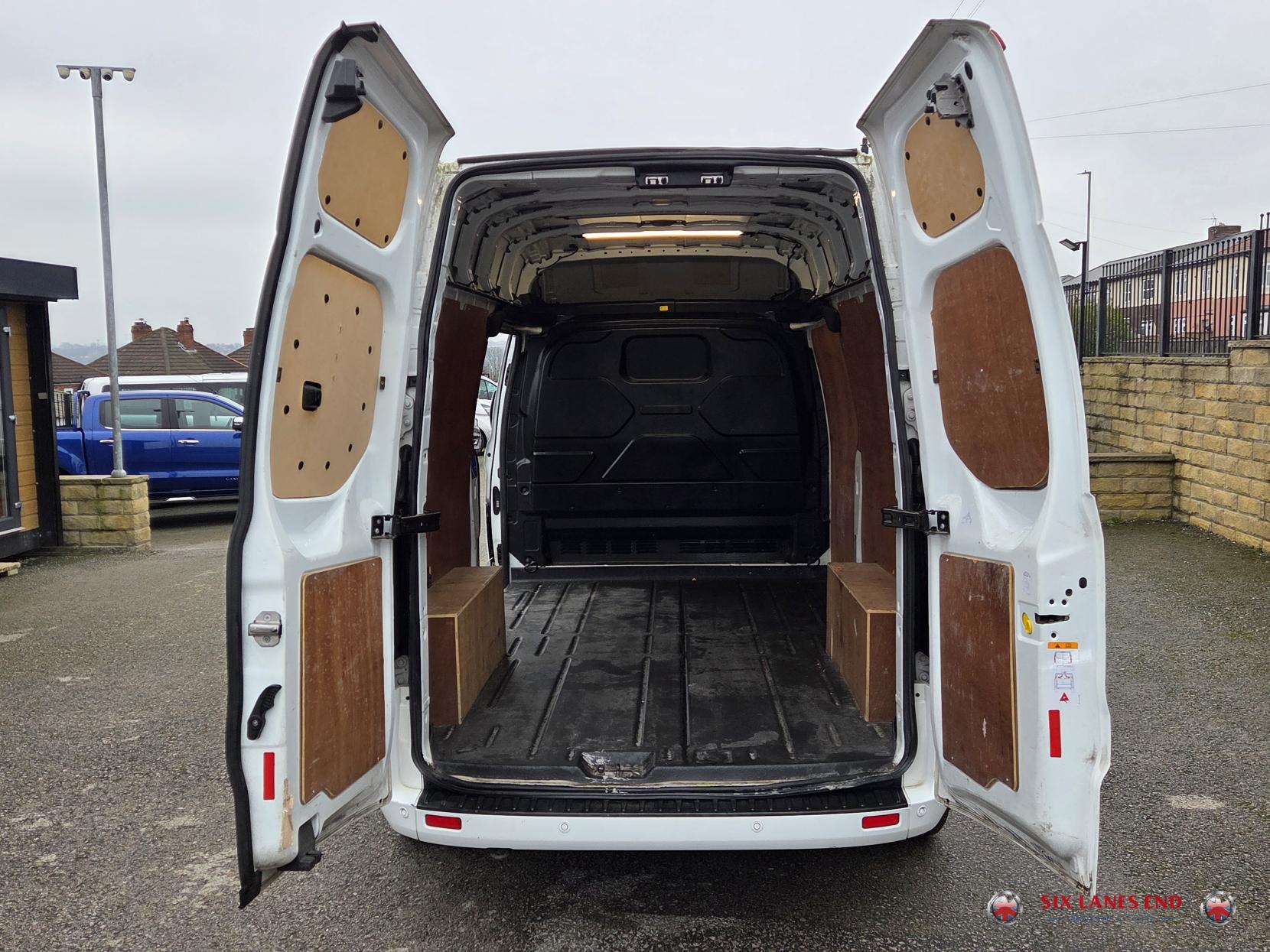 Ford Transit Custom 2.0 300 EcoBlue MHEV Limited Panel Van 5dr Diesel Manual L2 H2 Euro 6 (s/s) (130 ps)